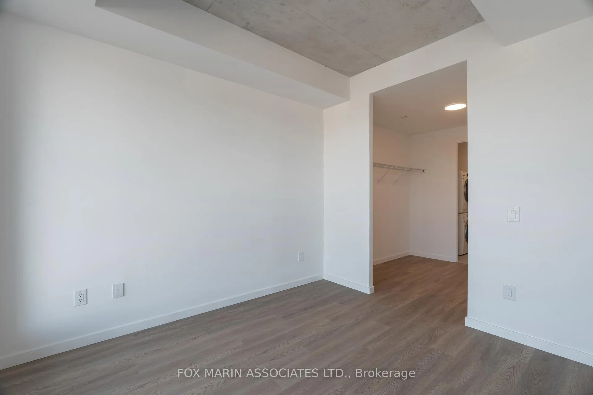 Photo 10 of Unit 416, 689 The Queensway, Etobicoke, Stonegate-Queensway — HOMEH