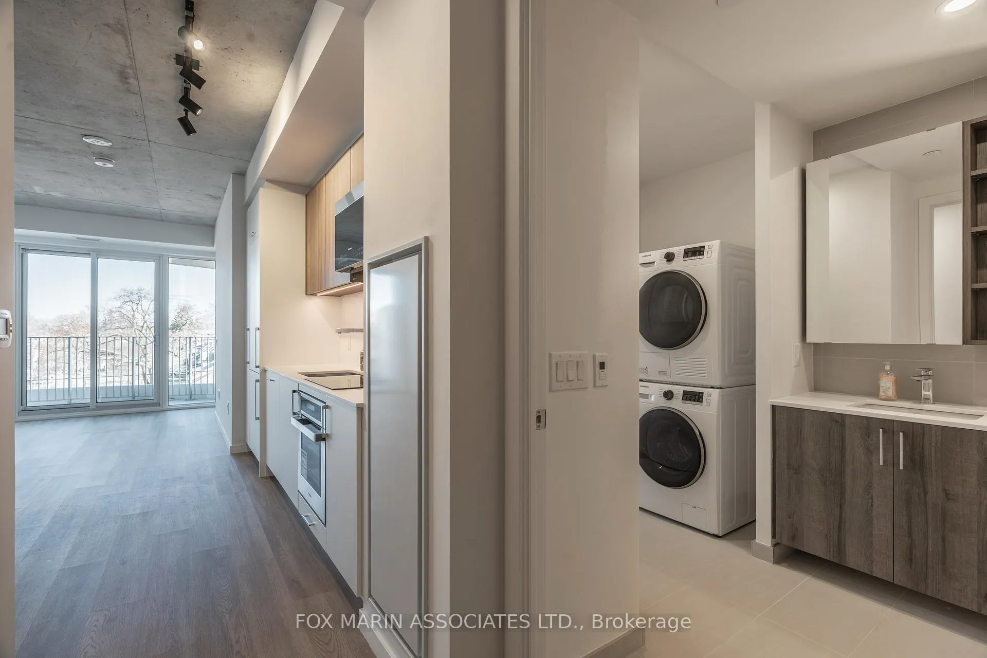 Photo 15 of Unit 416, 689 The Queensway, Etobicoke, Stonegate-Queensway — HOMEH