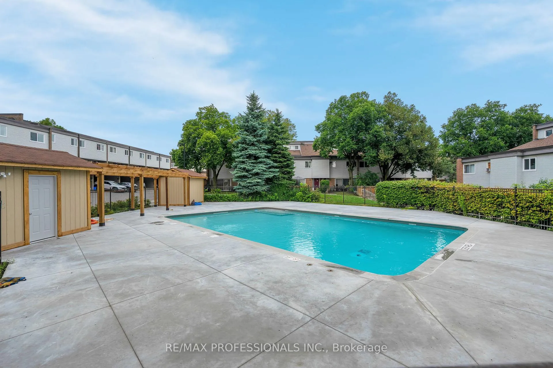 Photo 28 of 232 Milestone Crescent, Aurora, Aurora Village — HOMEH