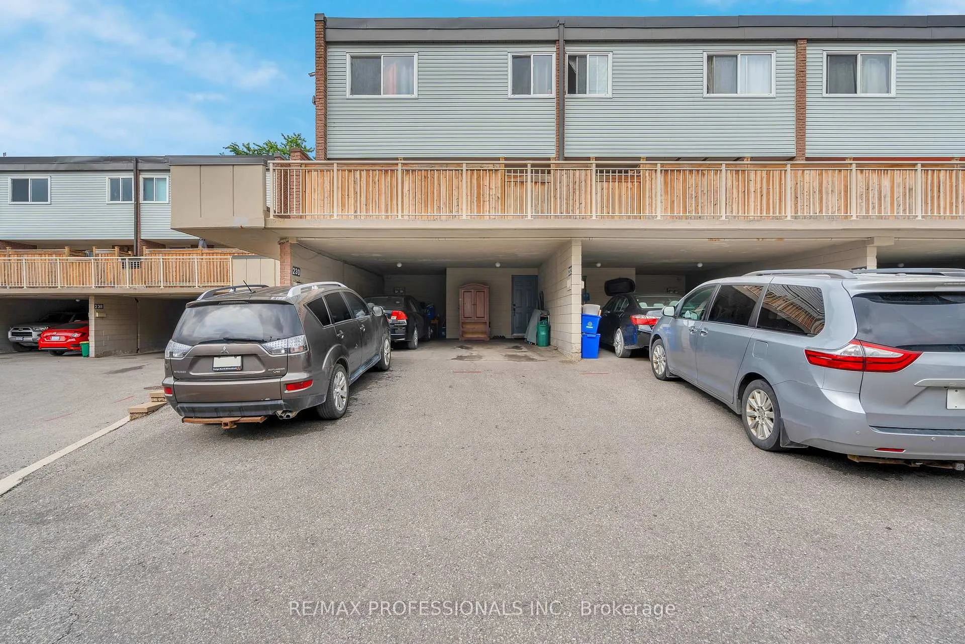 Photo 31 of 232 Milestone Crescent, Aurora, Aurora Village — HOMEH