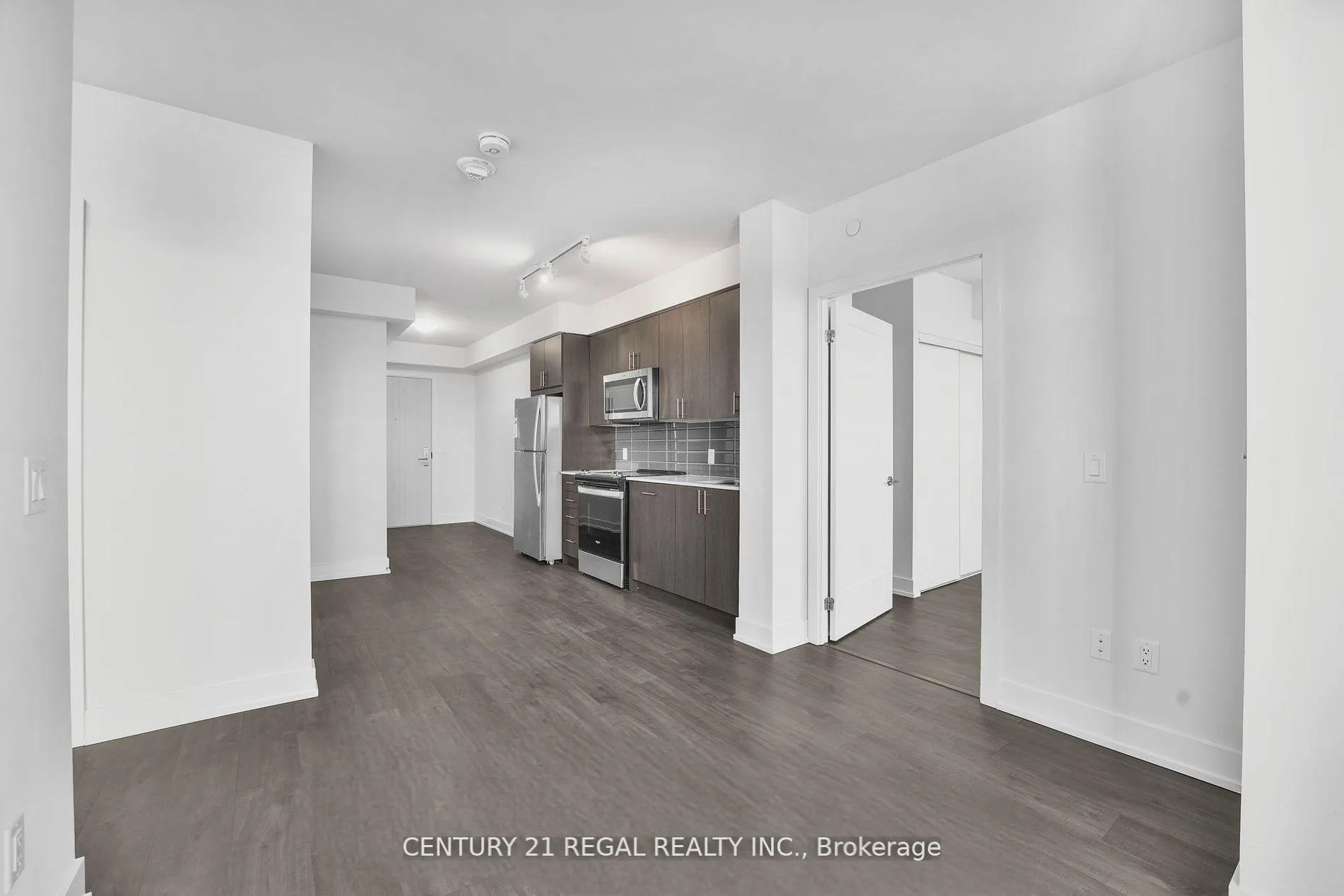 Photo 9 of Unit 2518, 2550 Simcoe Street N, Oshawa, Windfields — HOMEH