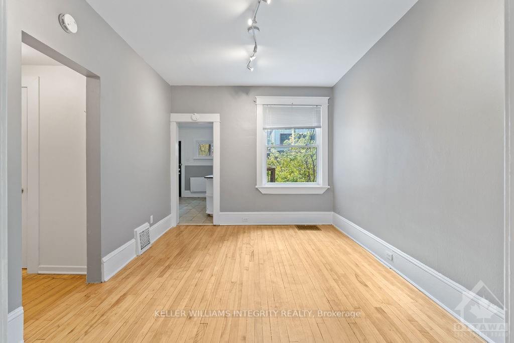 Photo 5 of Unit 2, 60 Clarey Avenue, Ottawa, Glebe — HOMEH