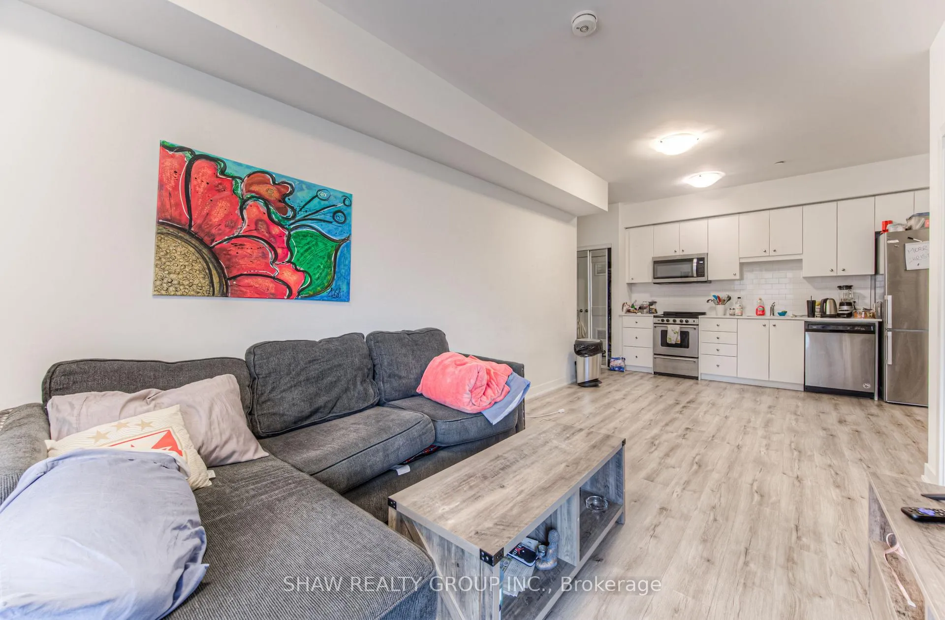 Photo 8 of Unit 416, 110 Fergus Avenue, Kitchener — HOMEH