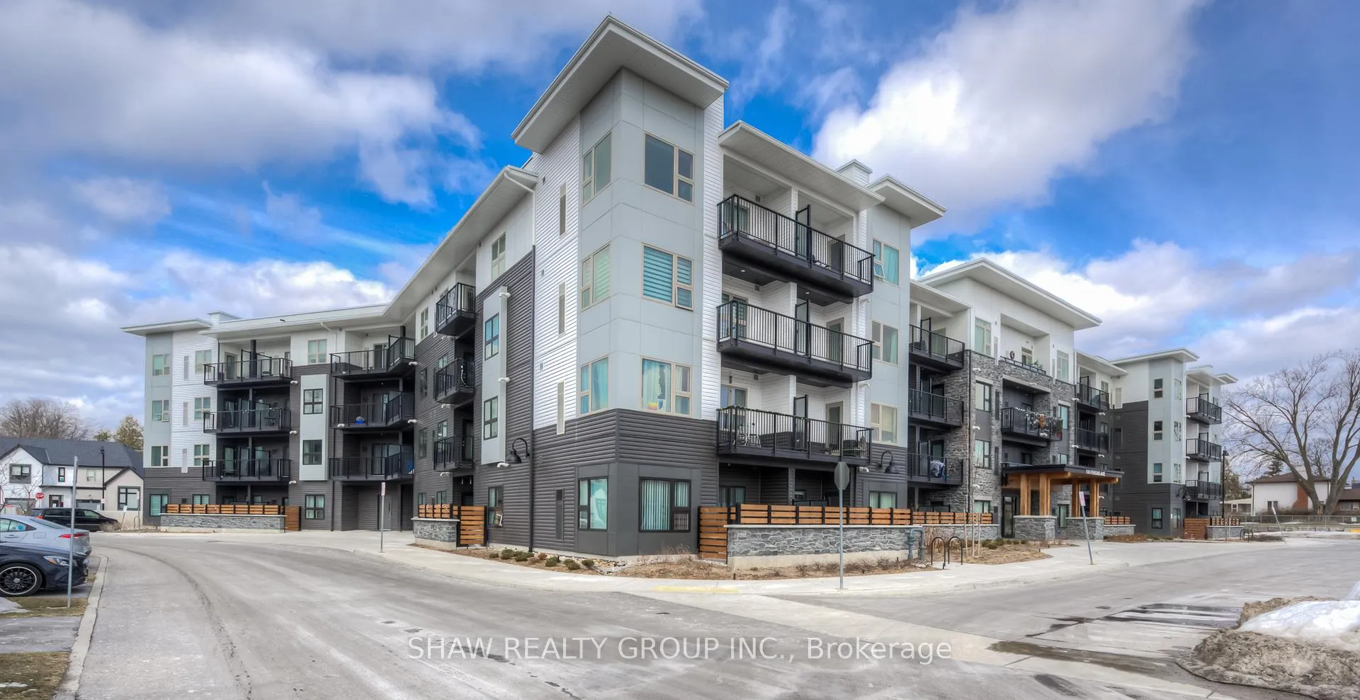 Photo 13 of Unit 416, 110 Fergus Avenue, Kitchener — HOMEH