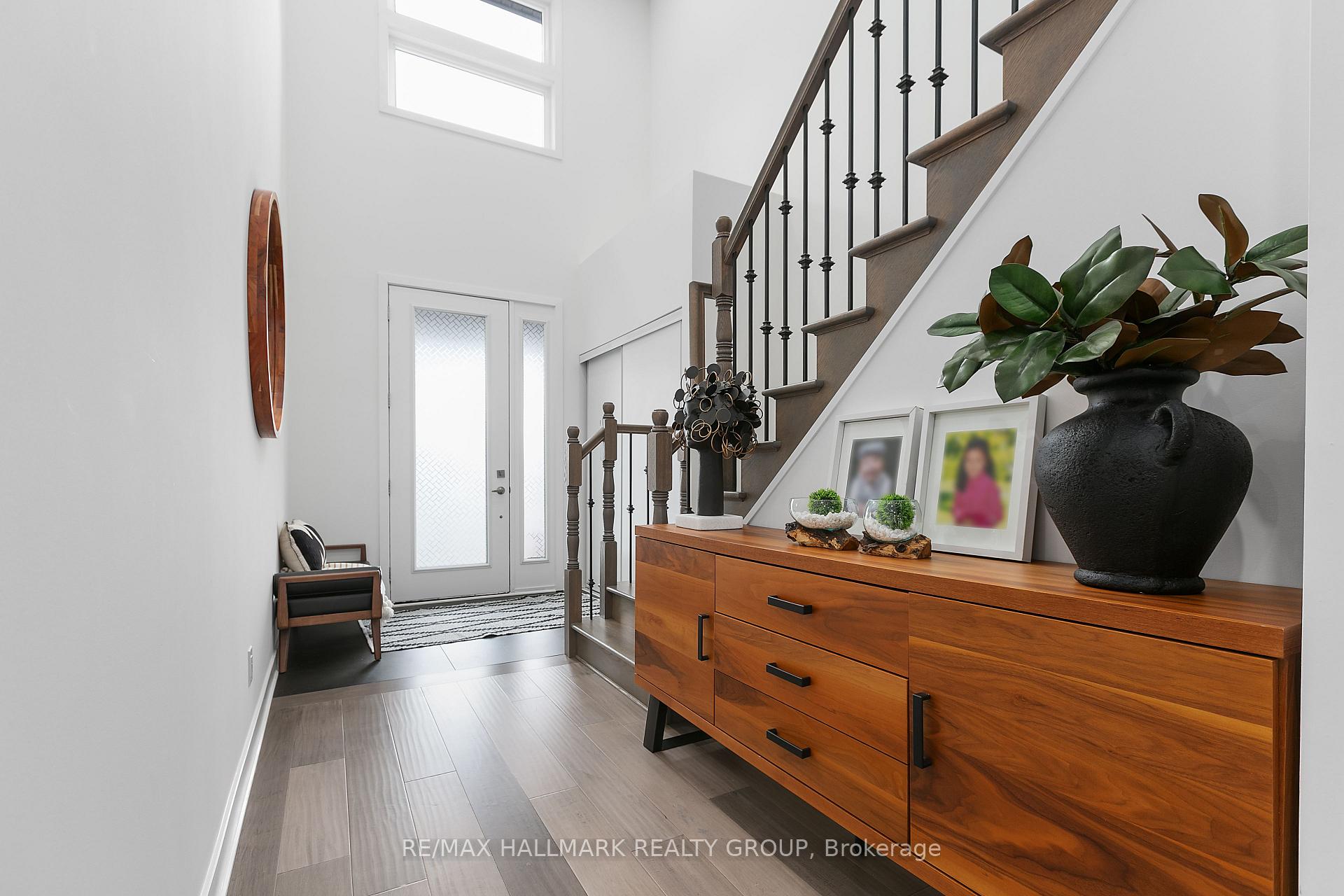 Photo 6 of 94 Esban Drive, Ottawa, Blossom Park/Kemp Park/Findlay Creek — HOMEH