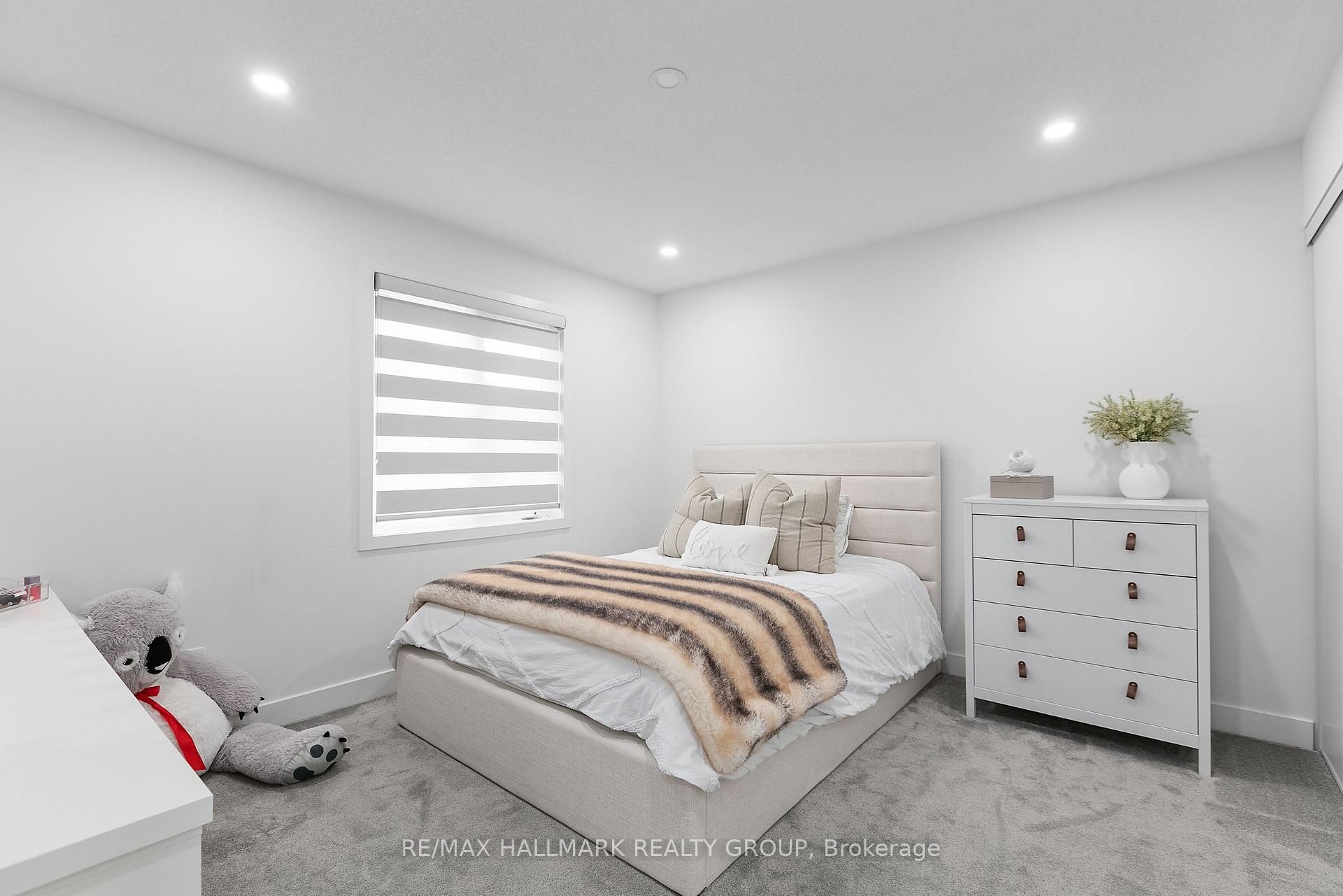 Photo 31 of 94 Esban Drive, Ottawa, Blossom Park/Kemp Park/Findlay Creek — HOMEH