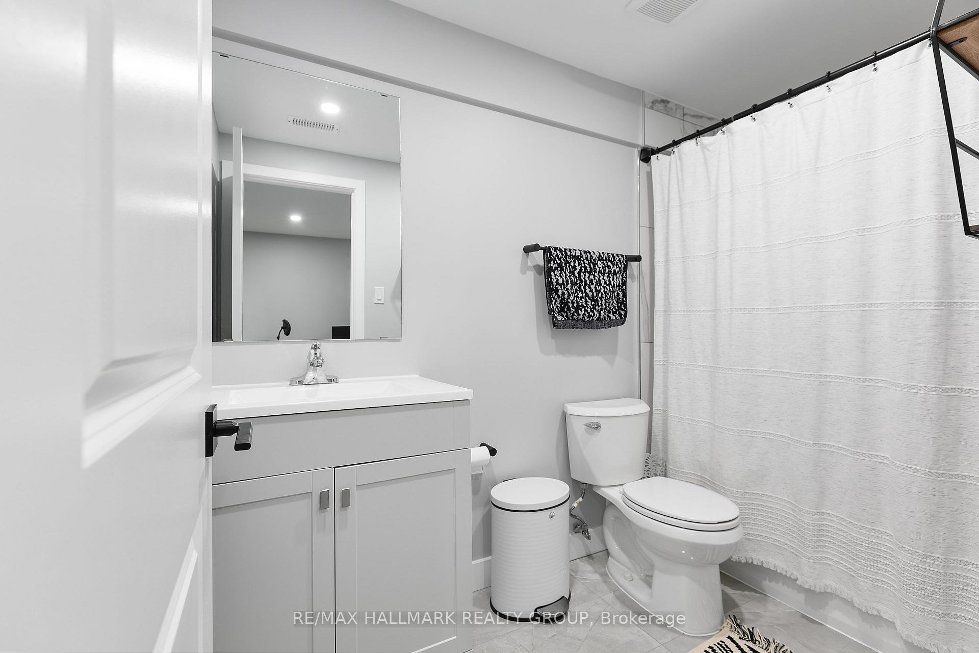 Photo 39 of 94 Esban Drive, Ottawa, Blossom Park/Kemp Park/Findlay Creek — HOMEH