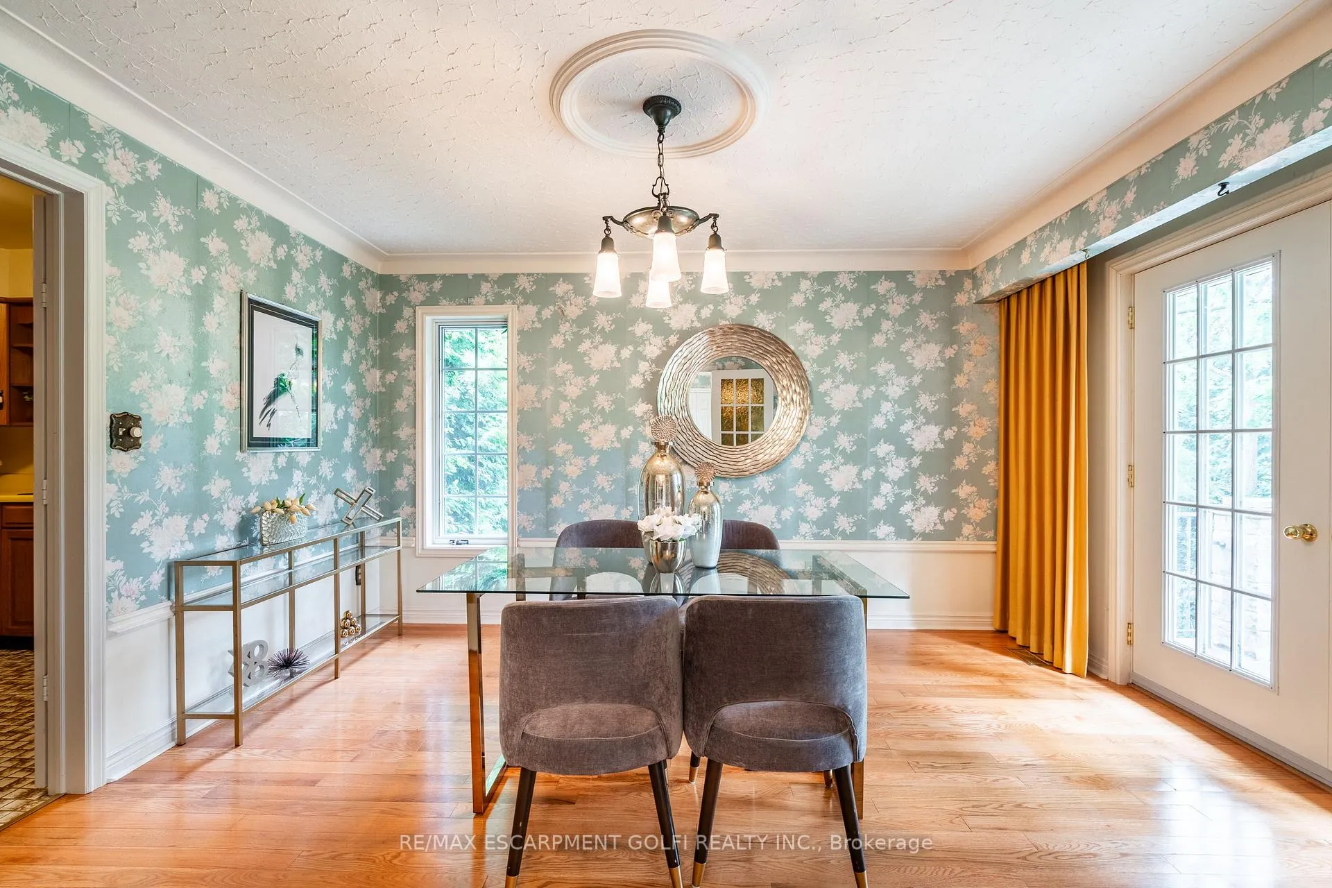 Photo 7 of 2083 Hollow Road, Thorold, Cataract Road — HOMEH