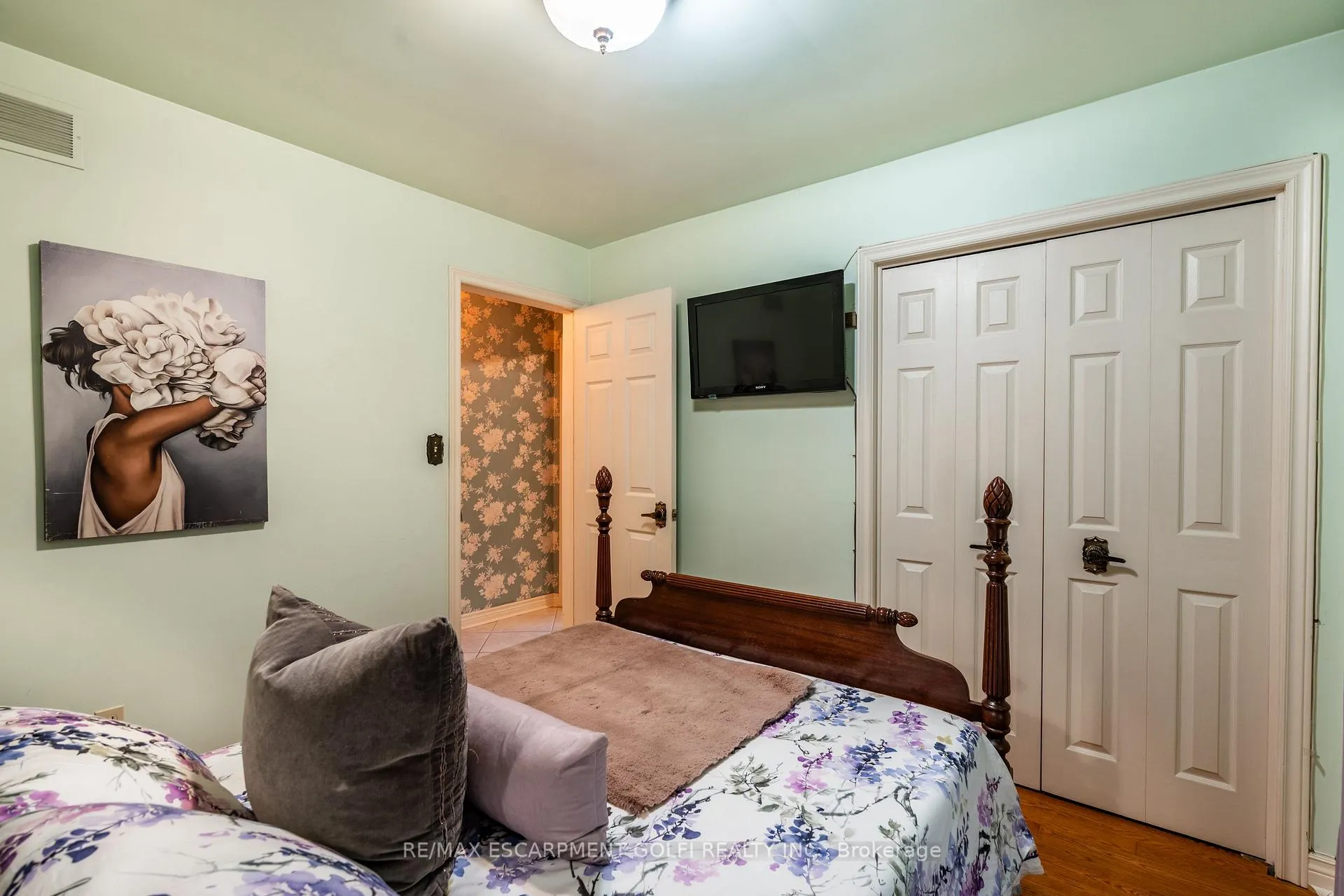 Photo 17 of 2083 Hollow Road, Thorold, Cataract Road — HOMEH