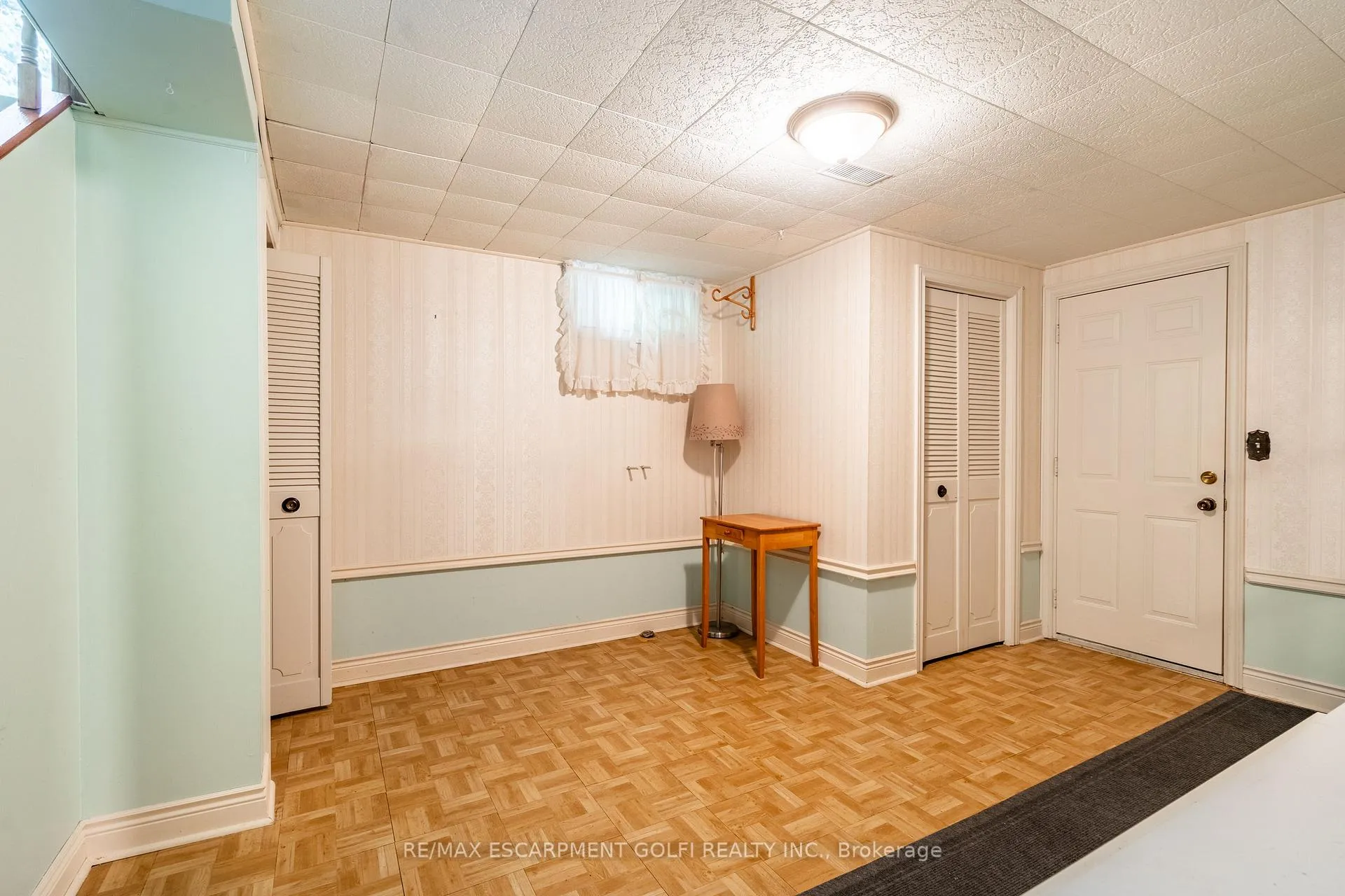 Photo 24 of 2083 Hollow Road, Thorold, Cataract Road — HOMEH