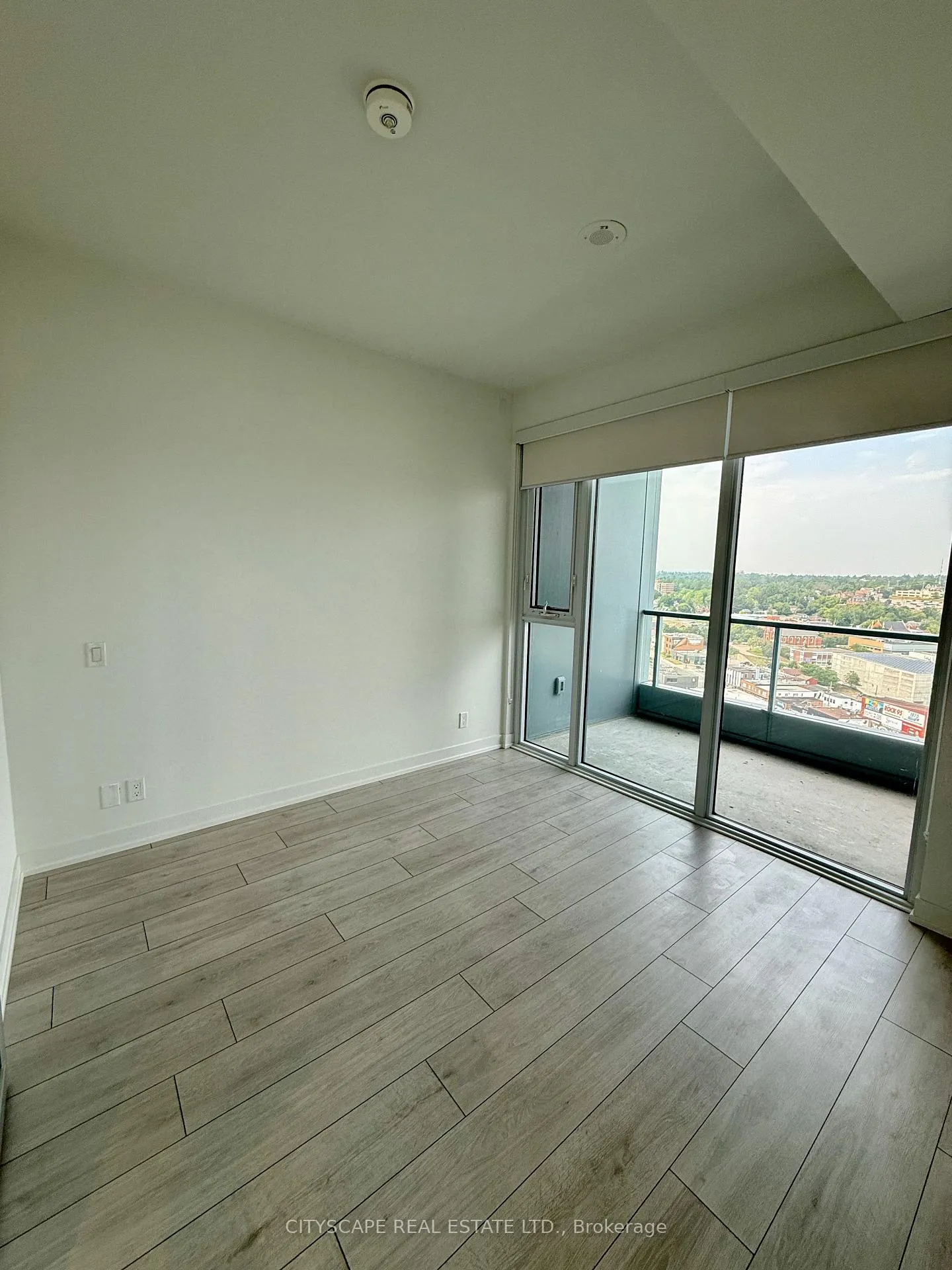 Photo 7 of Unit 1708, 39 Mary Street, Barrie, City Centre — HOMEH