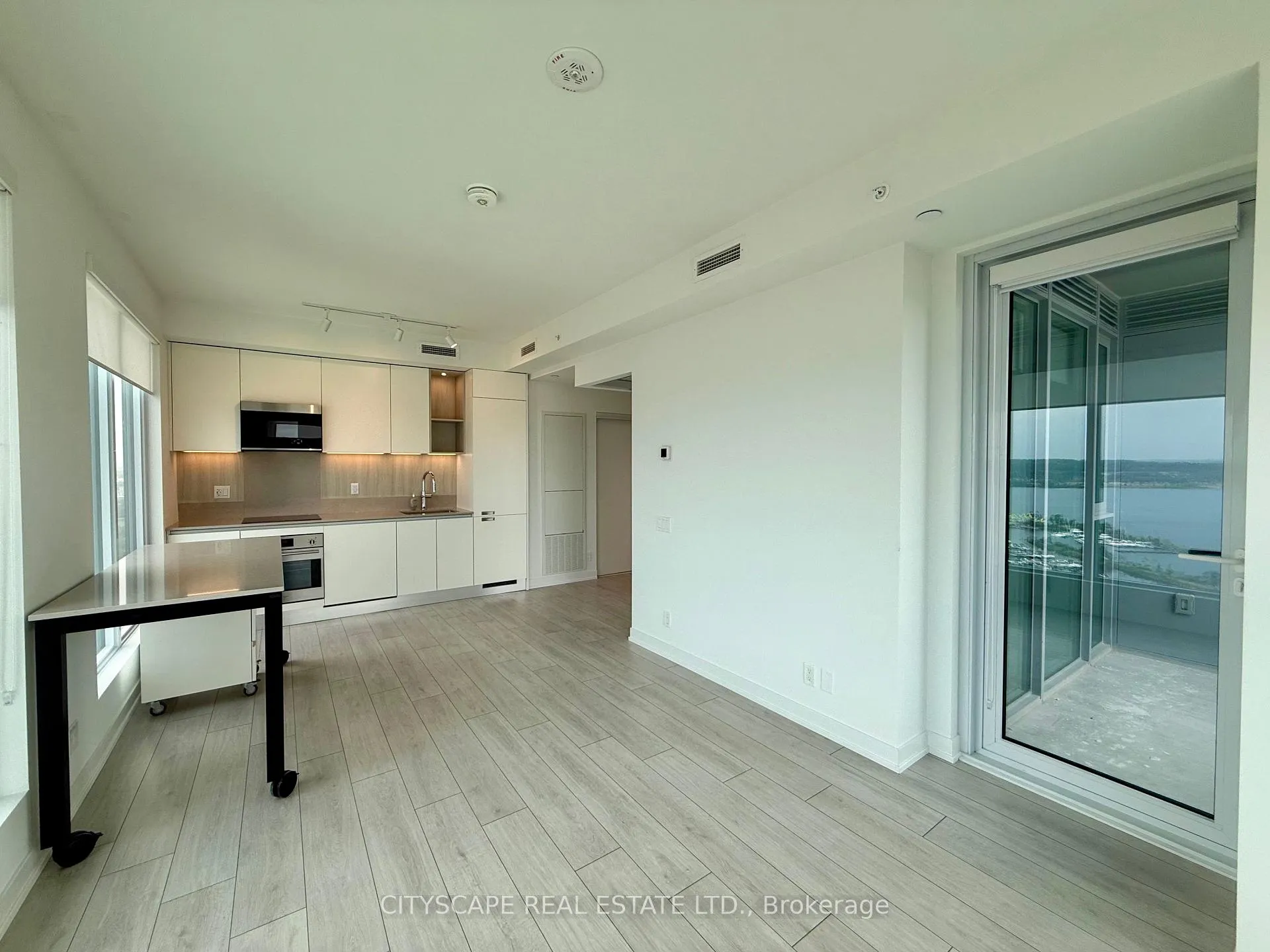 Photo 10 of Unit 1708, 39 Mary Street, Barrie, City Centre — HOMEH
