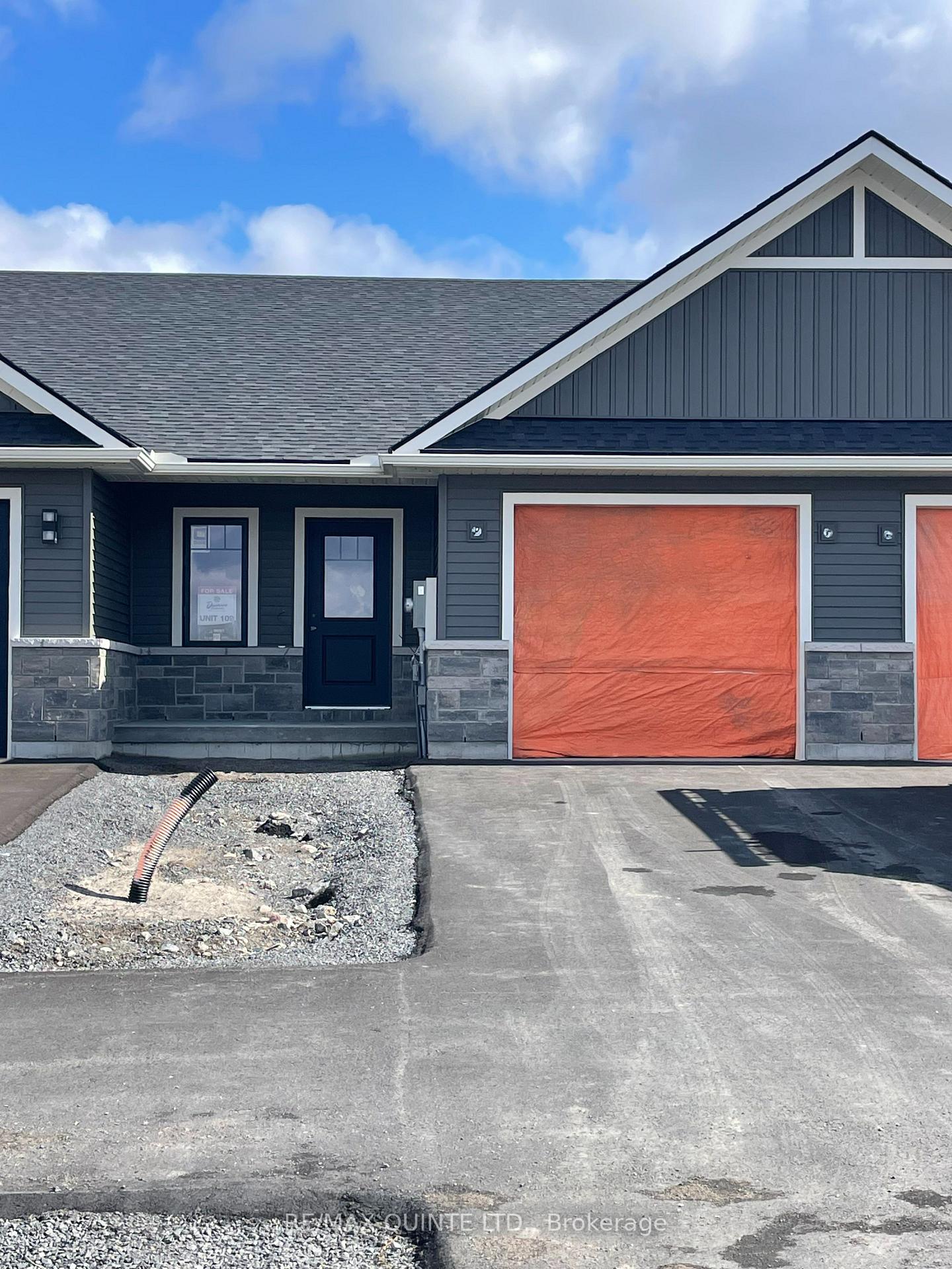 Photo 1 of 63 Sandhu Crescent, Belleville, Belleville Ward — HOMEH