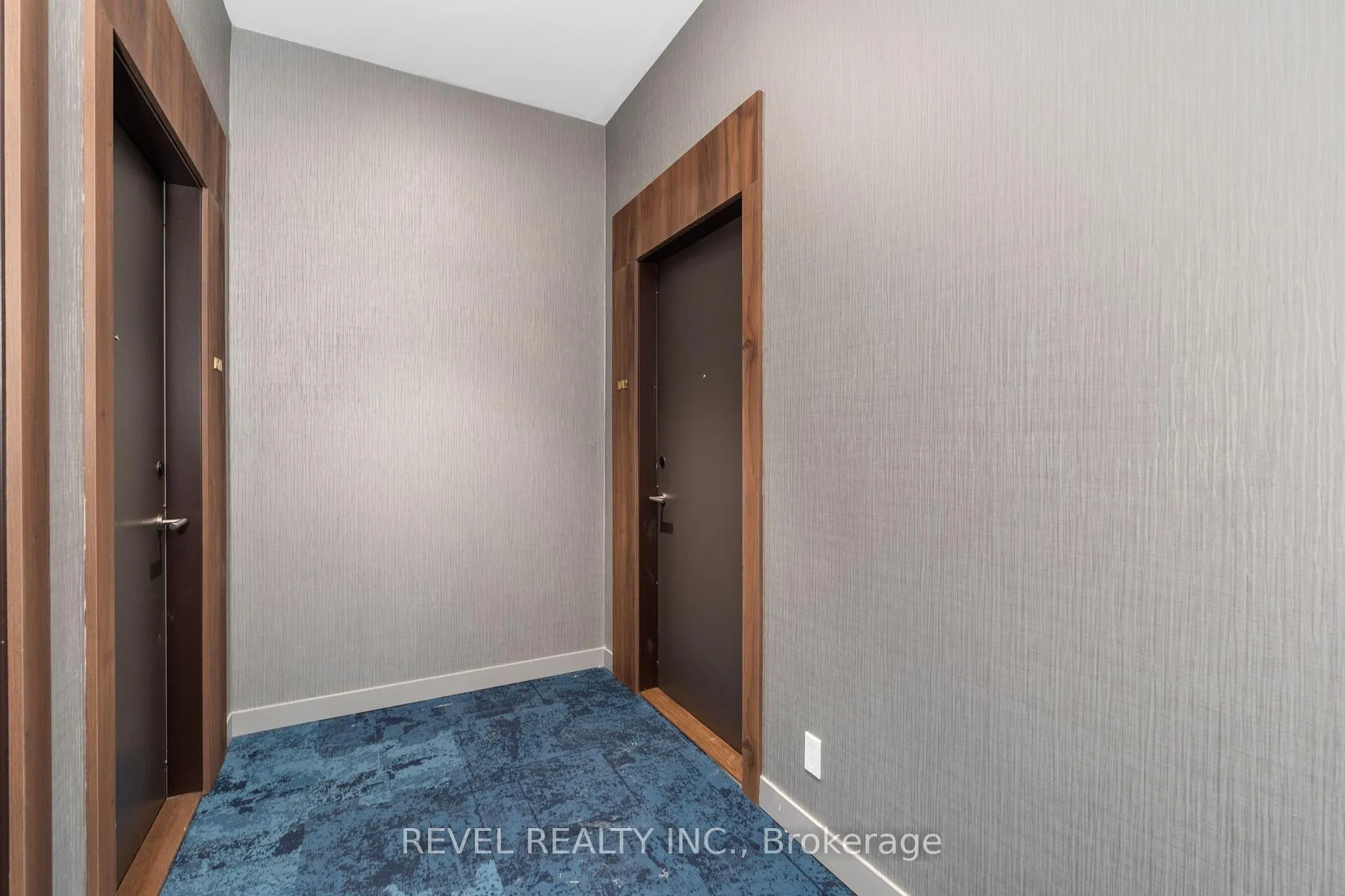 Photo 5 of Unit 1012, 39 Mary Street, Barrie, City Centre — HOMEH