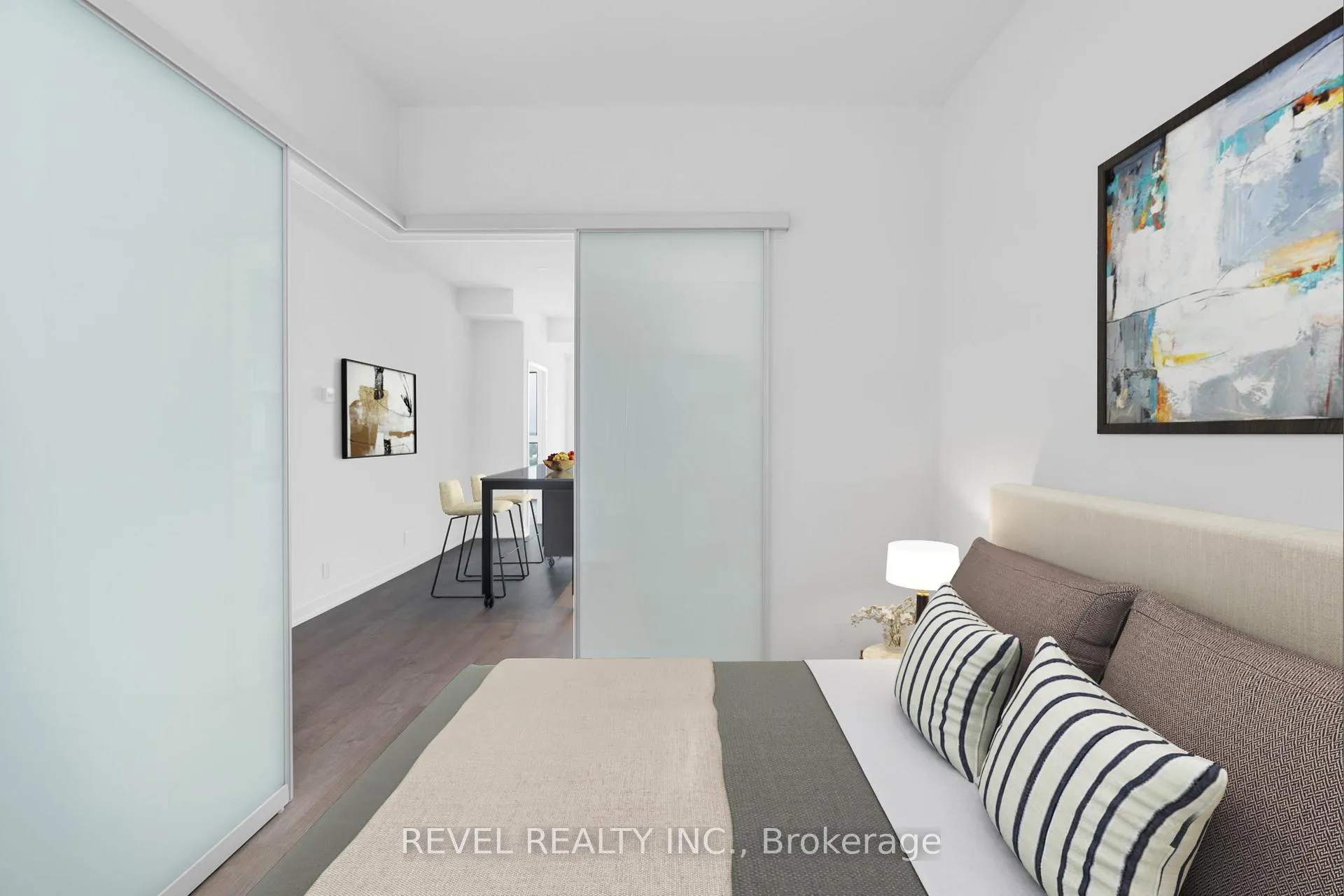 Photo 16 of Unit 1012, 39 Mary Street, Barrie, City Centre — HOMEH