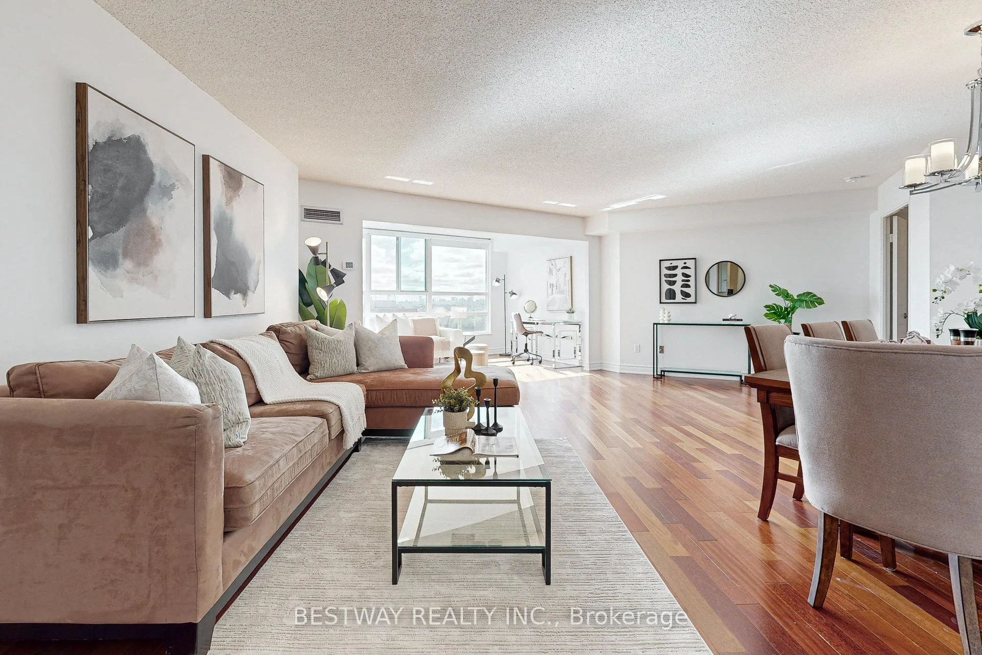 Photo 8 of Unit 807, 7825 Bayview Avenue, Markham, Aileen-Willowbrook — HOMEH
