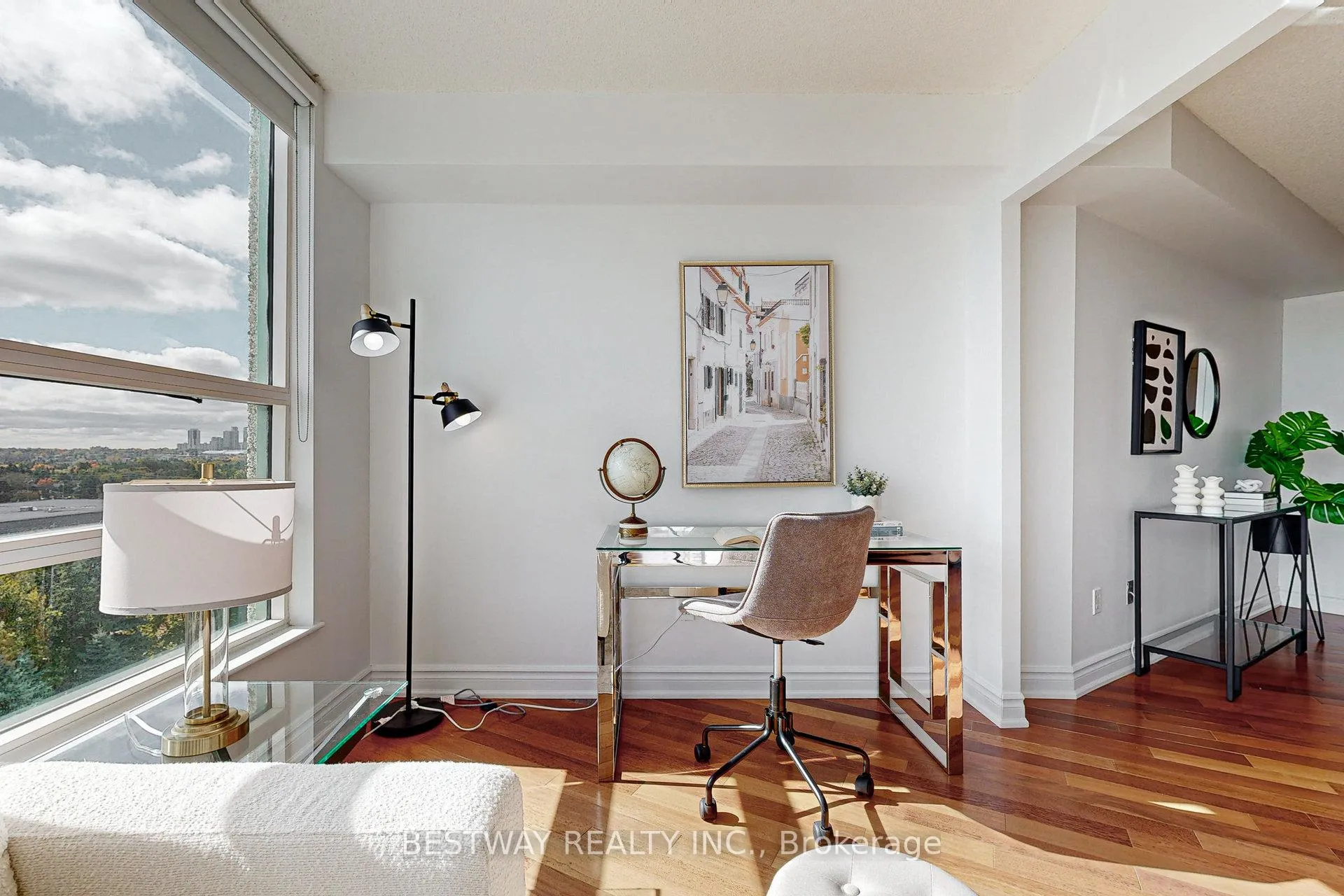 Photo 12 of Unit 807, 7825 Bayview Avenue, Markham, Aileen-Willowbrook — HOMEH