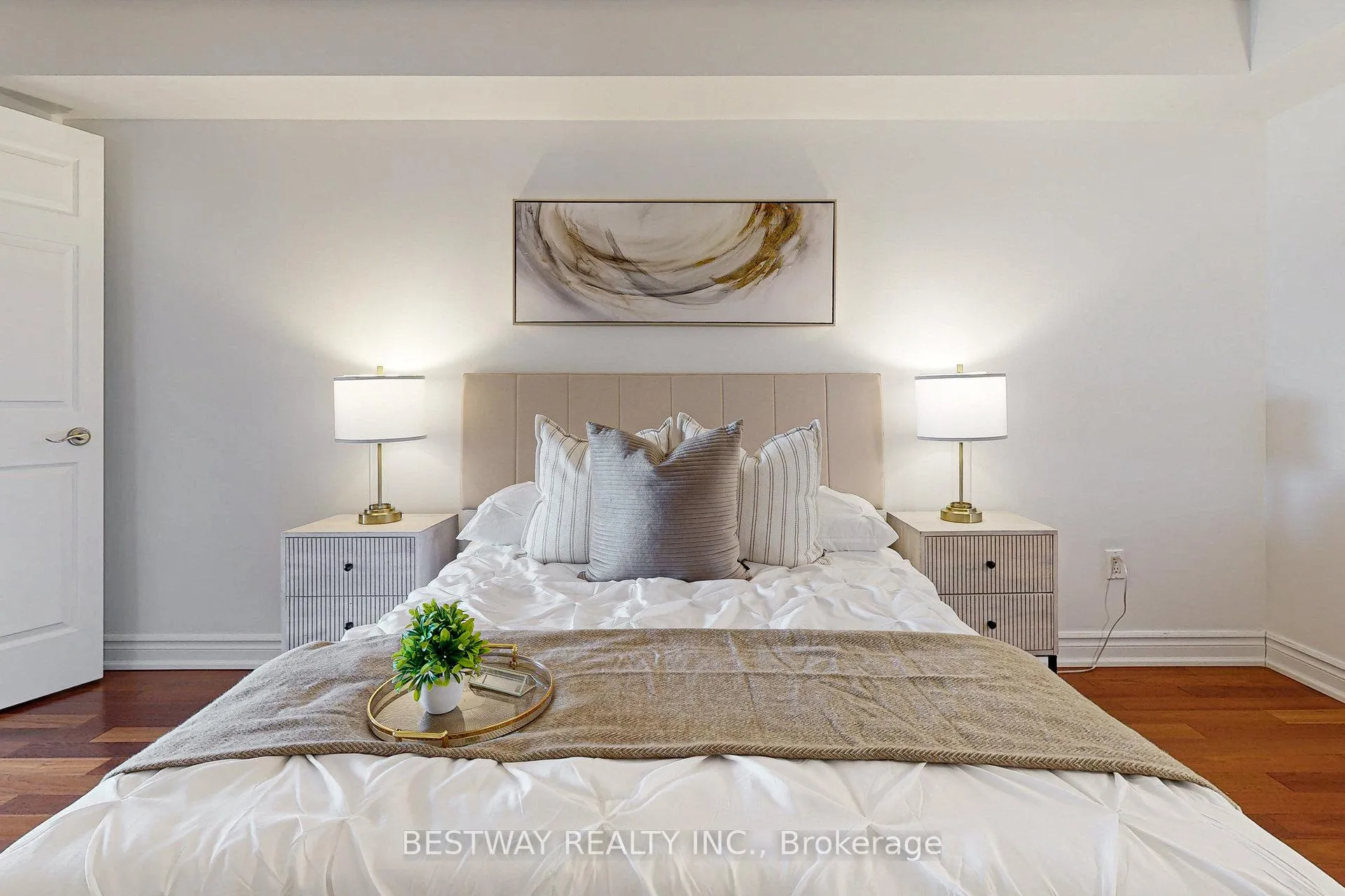 Photo 23 of Unit 807, 7825 Bayview Avenue, Markham, Aileen-Willowbrook — HOMEH