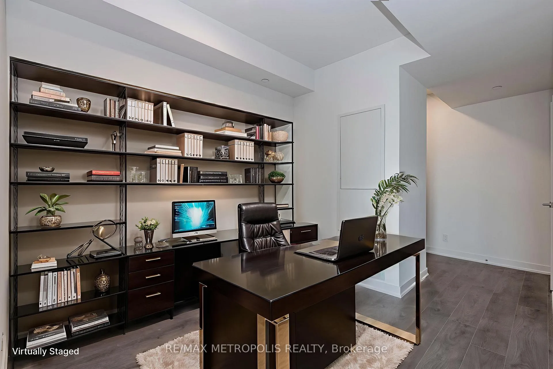 Photo 6 of Unit 1501, 39 Mary Street, Barrie, City Centre — HOMEH