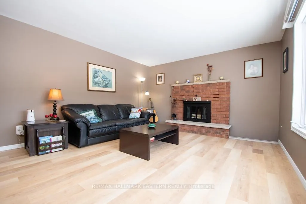 Photo 3 of 1079 Rock Road, Douro-Dummer — HOMEH