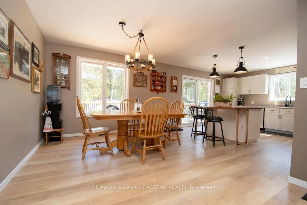 Photo 5 of 1079 Rock Road, Douro-Dummer — HOMEH