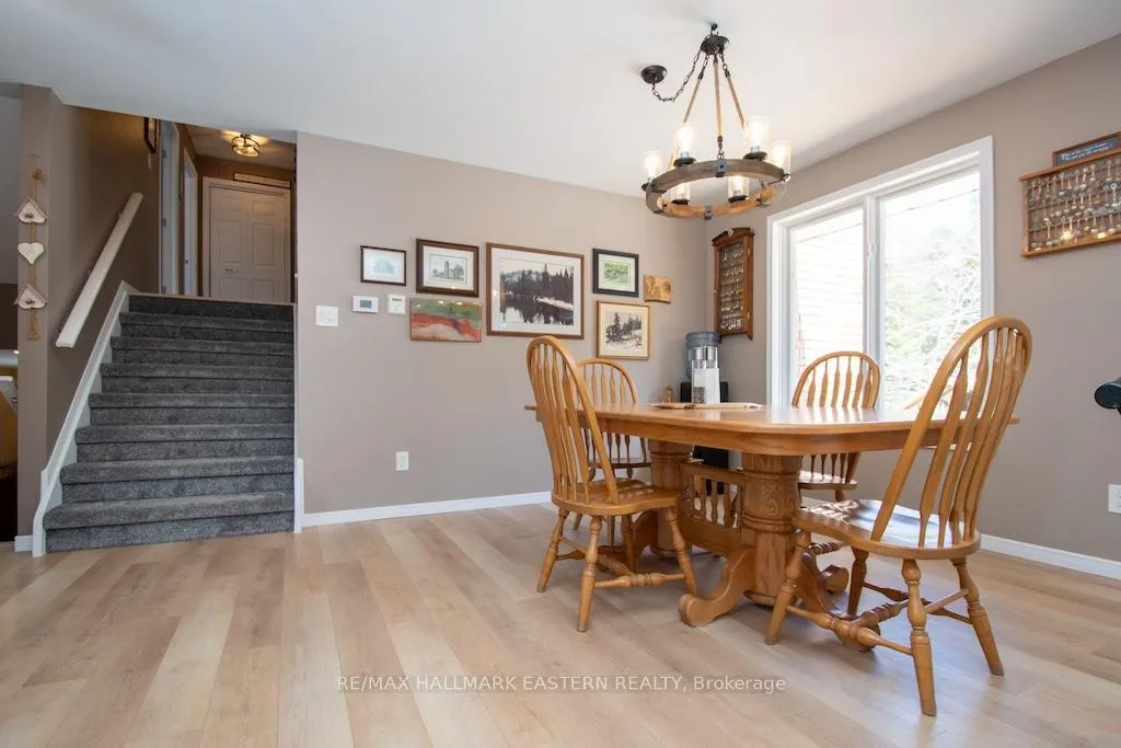 Photo 6 of 1079 Rock Road, Douro-Dummer — HOMEH