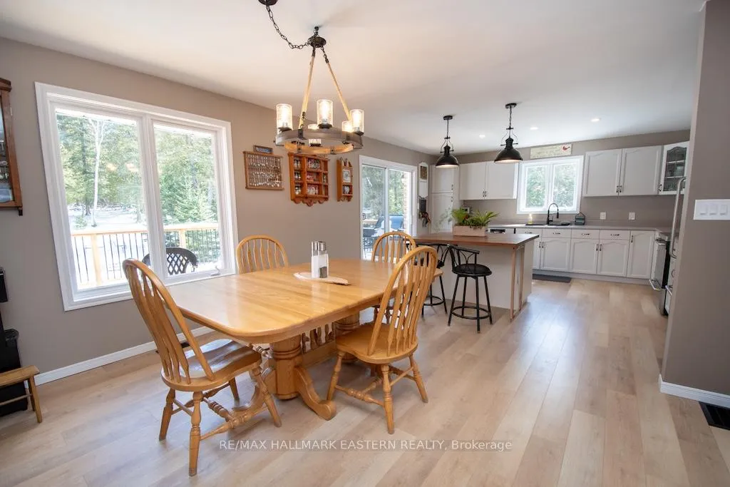 Photo 7 of 1079 Rock Road, Douro-Dummer — HOMEH