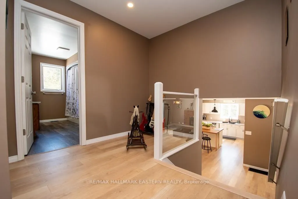 Photo 13 of 1079 Rock Road, Douro-Dummer — HOMEH