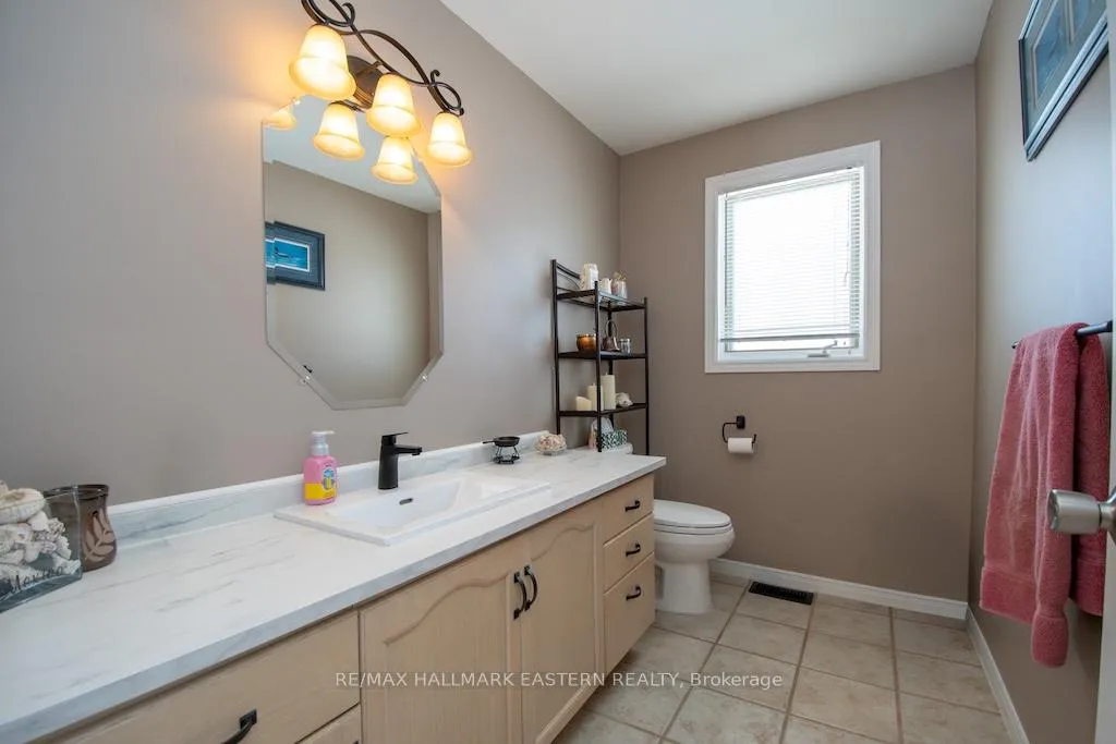 Photo 21 of 1079 Rock Road, Douro-Dummer — HOMEH