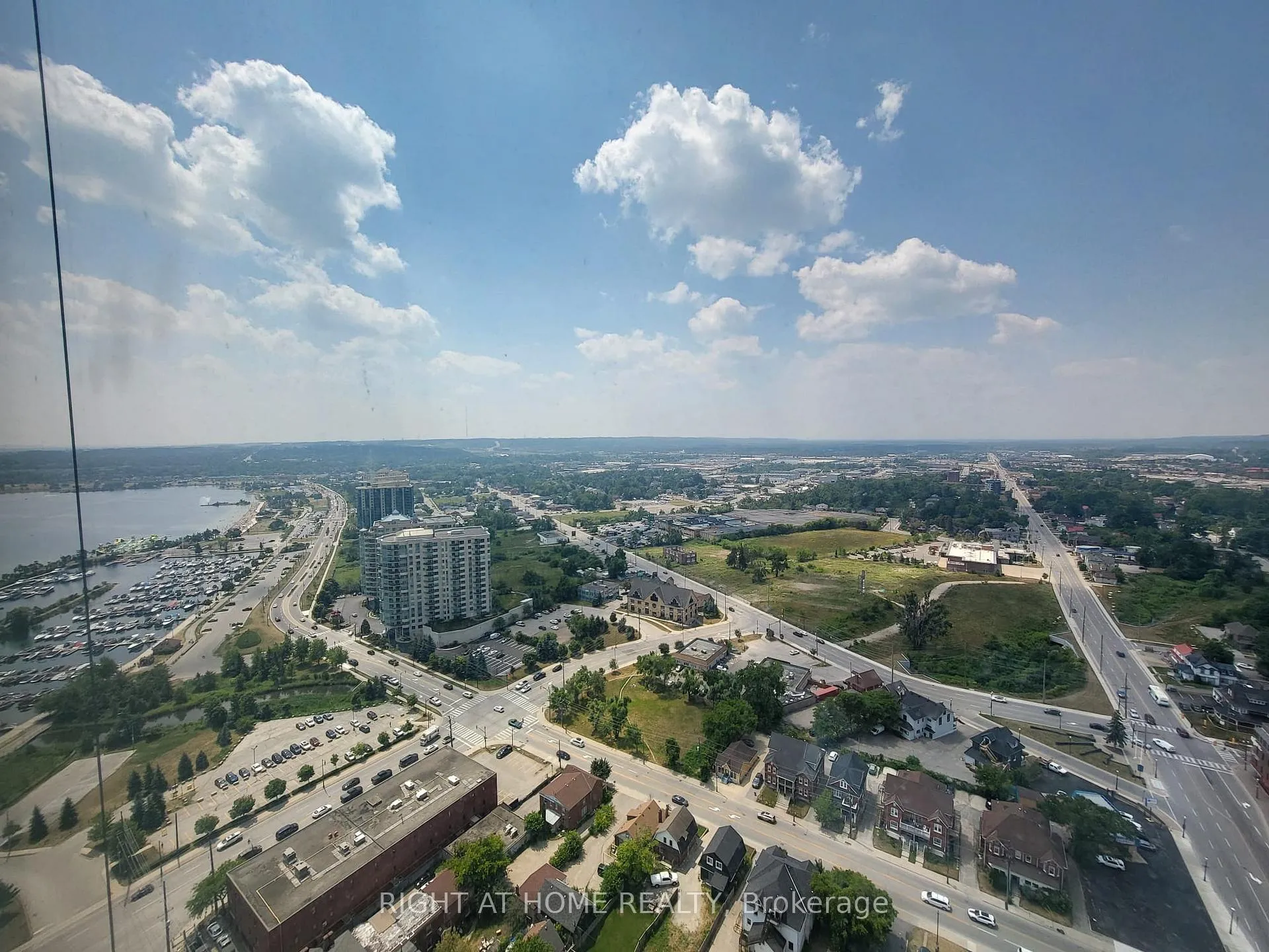 Photo 1 of Unit 3010, 39 Mary Street, Barrie, City Centre — HOMEH