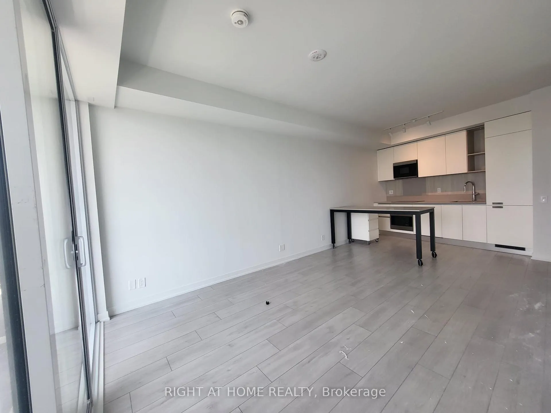 Photo 8 of Unit 3010, 39 Mary Street, Barrie, City Centre — HOMEH