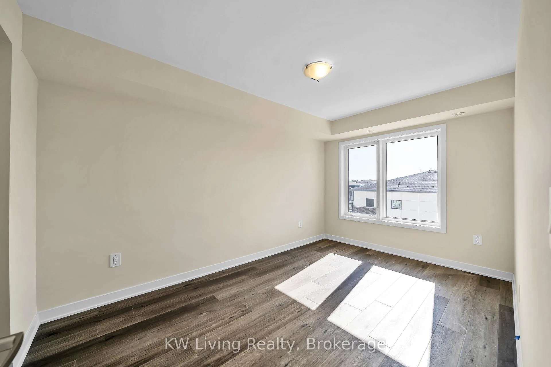 Photo 8 of Unit 224, 1695 Dersan Street, Pickering, Duffin Heights — HOMEH