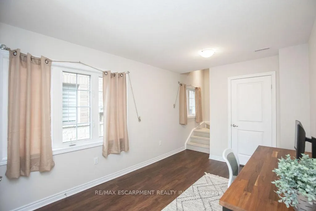 Photo 5 of Unit 57, 377 Glancaster Road, Hamilton, Ancaster — HOMEH
