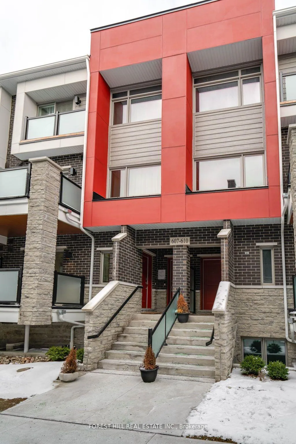 Photo 2 of Unit 609, 1034 Reflection Place, Pickering, Rural Pickering — HOMEH