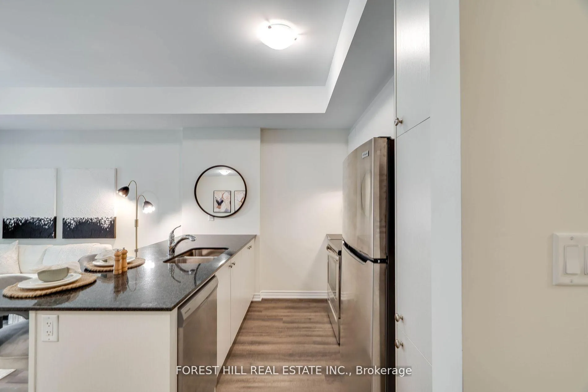 Photo 8 of Unit 609, 1034 Reflection Place, Pickering, Rural Pickering — HOMEH