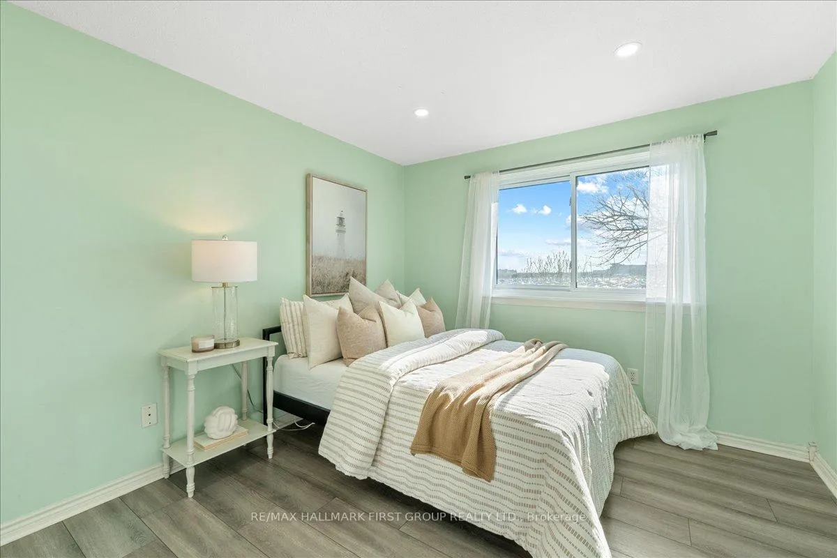 Photo 27 of 1182 Venus Crescent, Oshawa, Lakeview — HOMEH