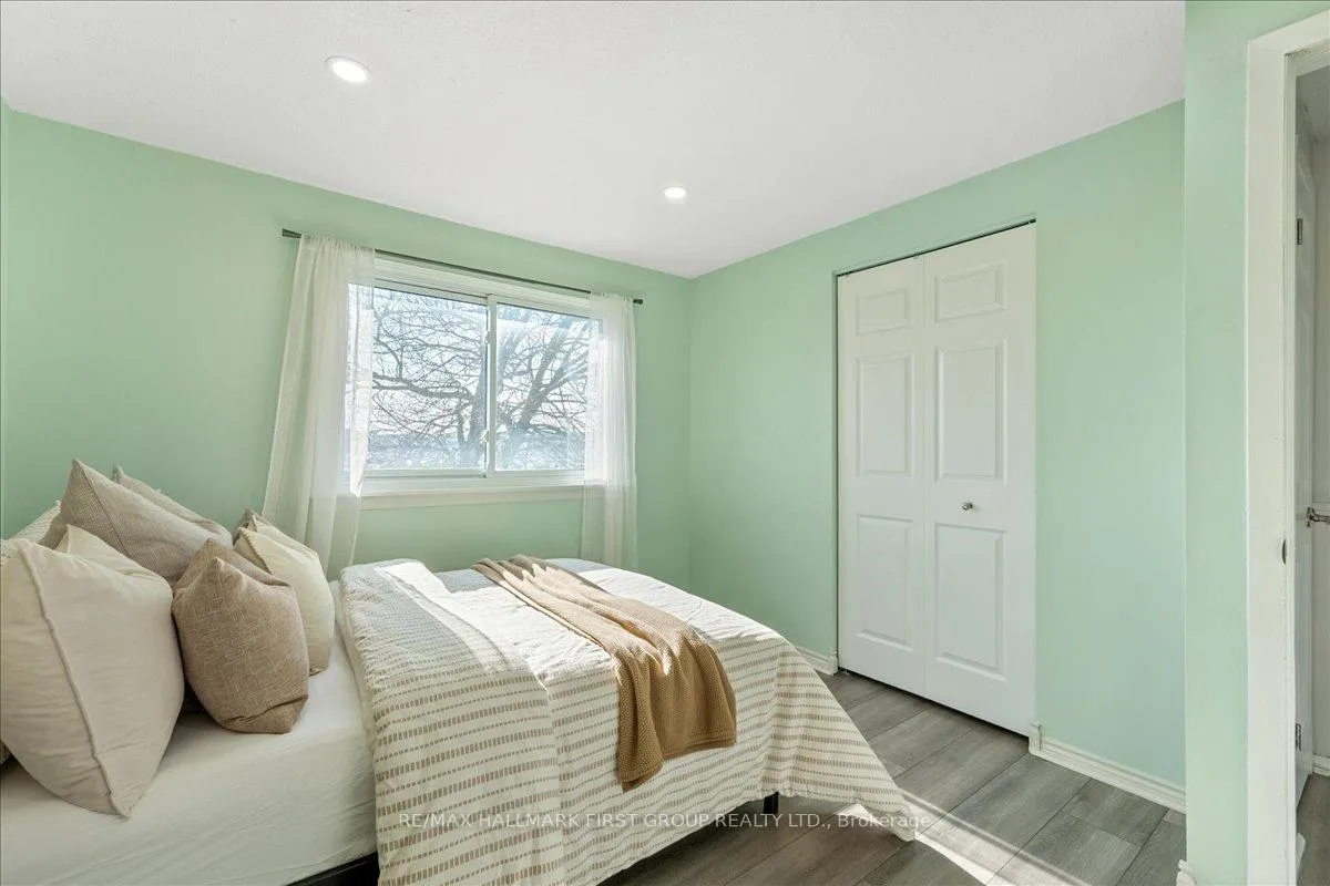 Photo 28 of 1182 Venus Crescent, Oshawa, Lakeview — HOMEH