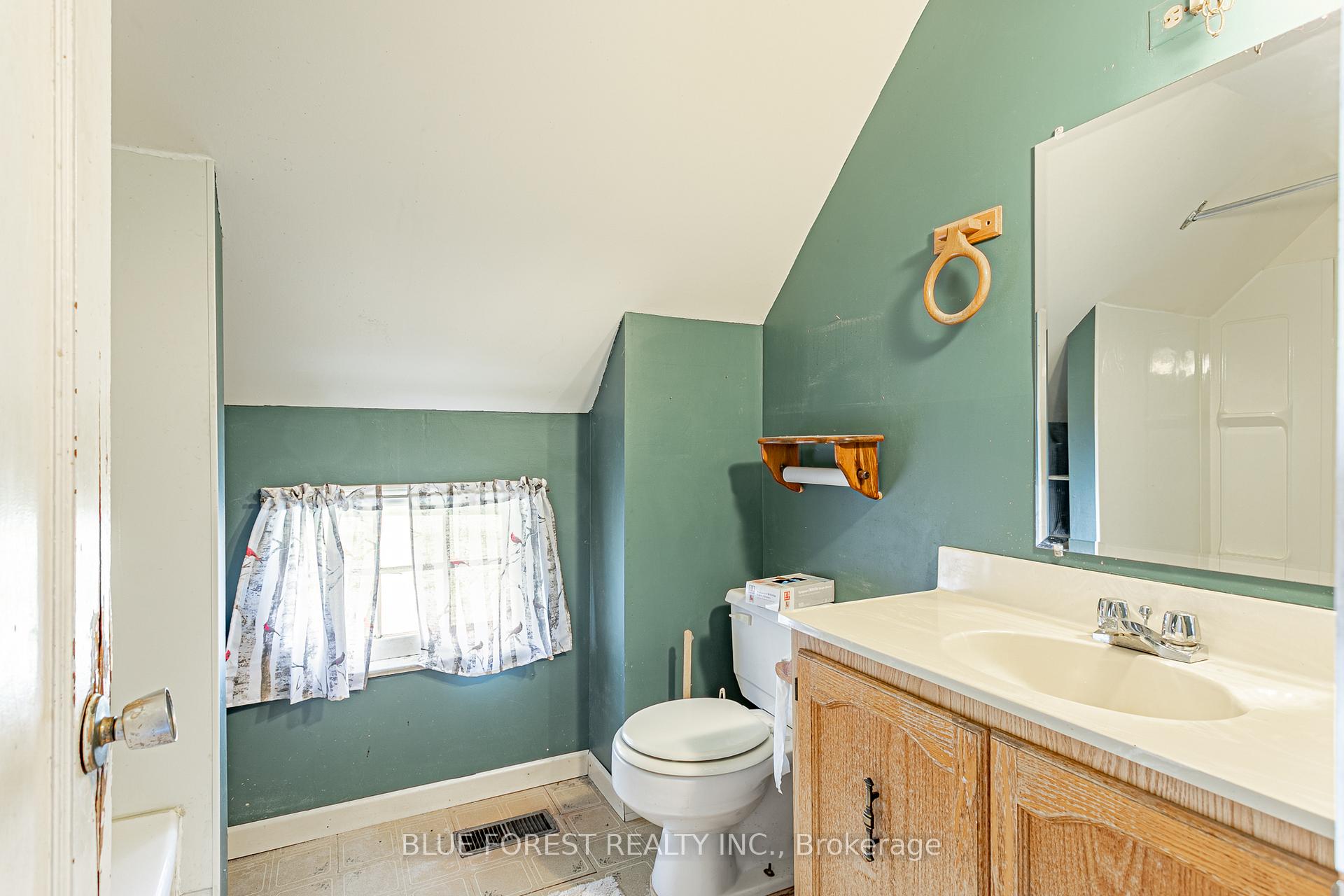 Photo 18 of 13133 Belmont Road, Central Elgin, Rural Central Elgin — HOMEH