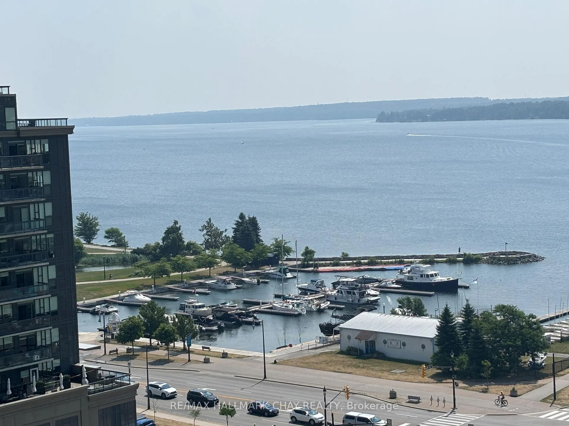 Photo 1 of Unit 1010, 39 Mary Street, Barrie, City Centre — HOMEH