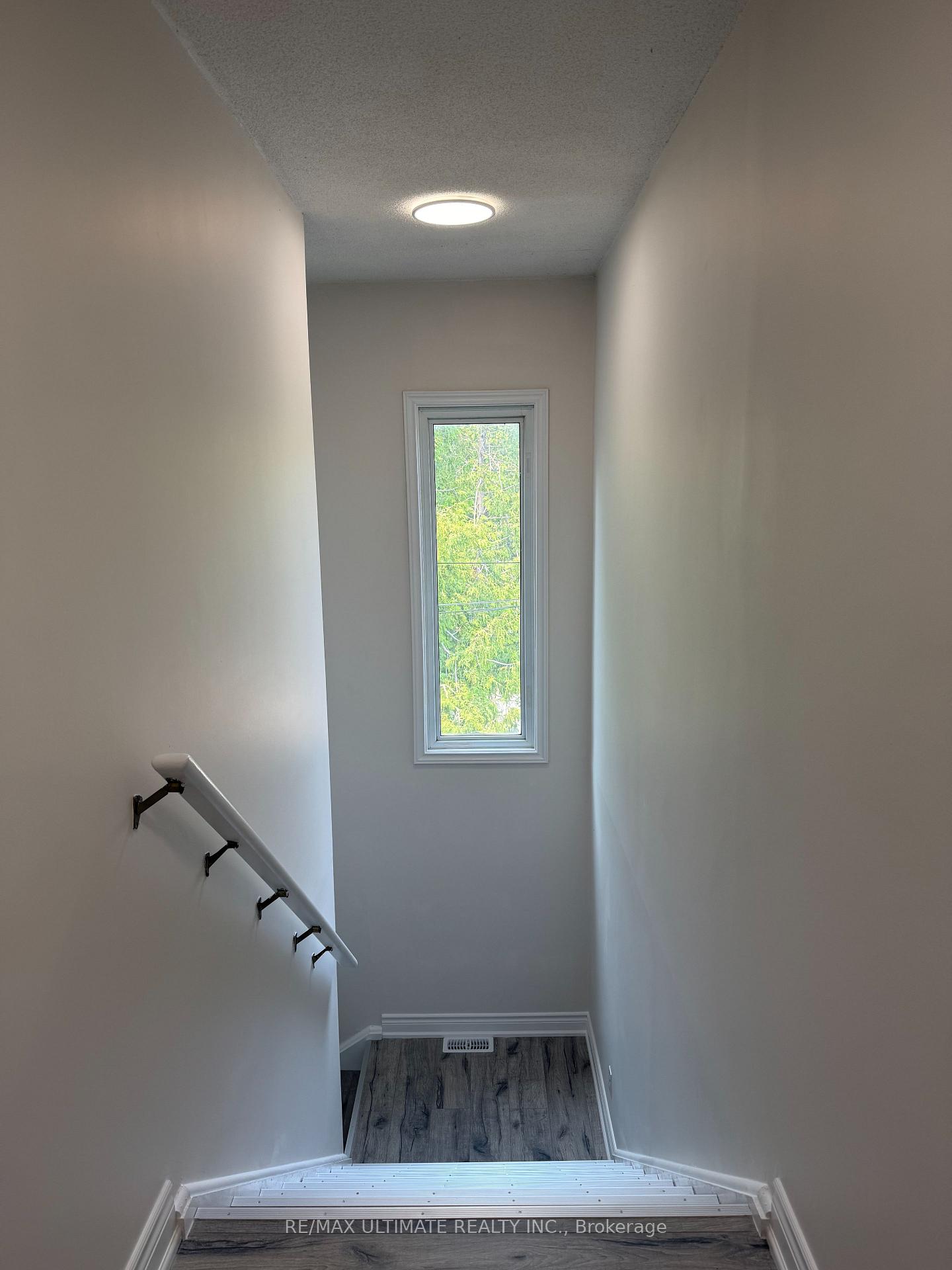 Photo 12 of Unit Side Unit B, 50 Pinery Lane, Georgina, Sutton & Jackson's Point — HOMEH