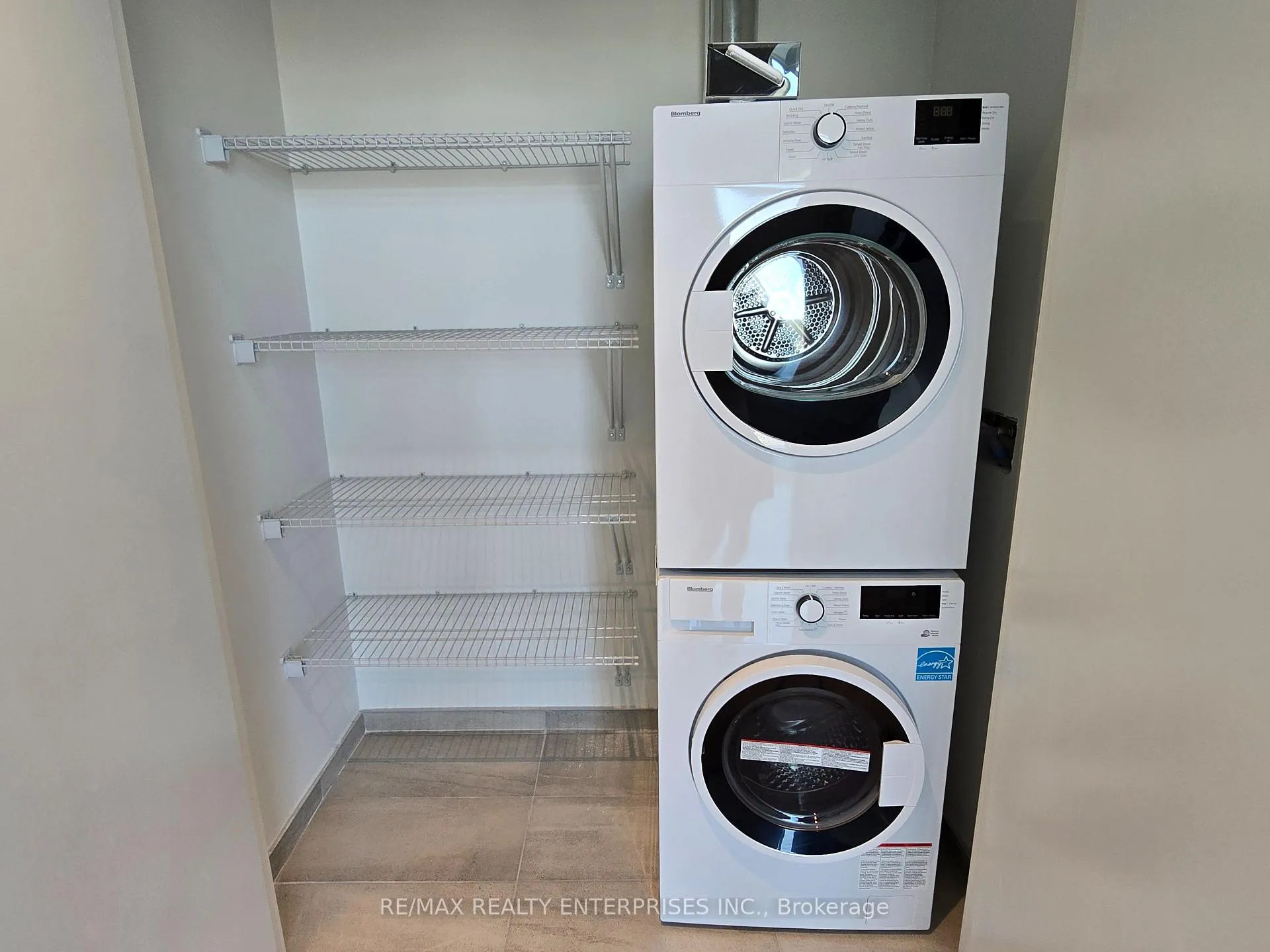 Photo 7 of Unit 2303, 39 Mary Street, Barrie, City Centre — HOMEH