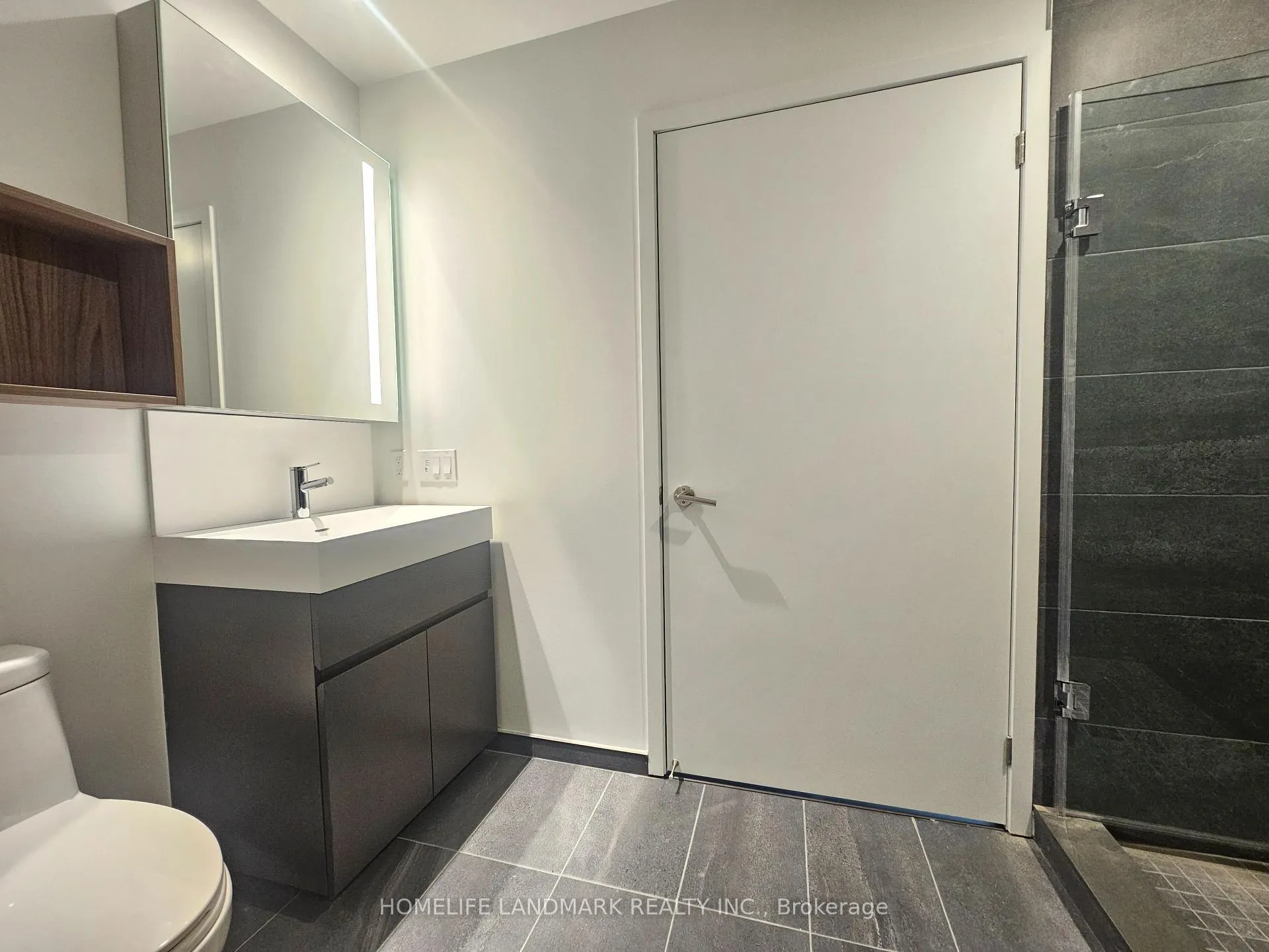 Photo 7 of Unit 2606, 39 Mary Street, Barrie, City Centre — HOMEH