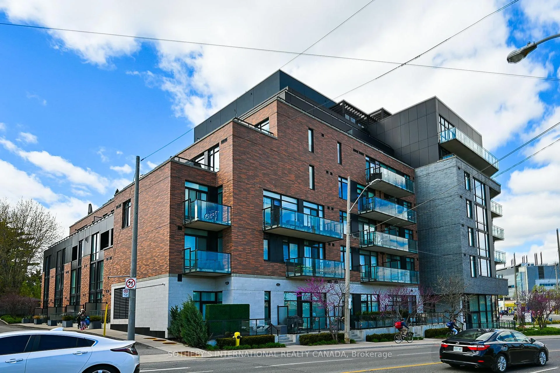 Photo 2 of Unit 312, 25 Malcolm Road, Toronto, Leaside — HOMEH