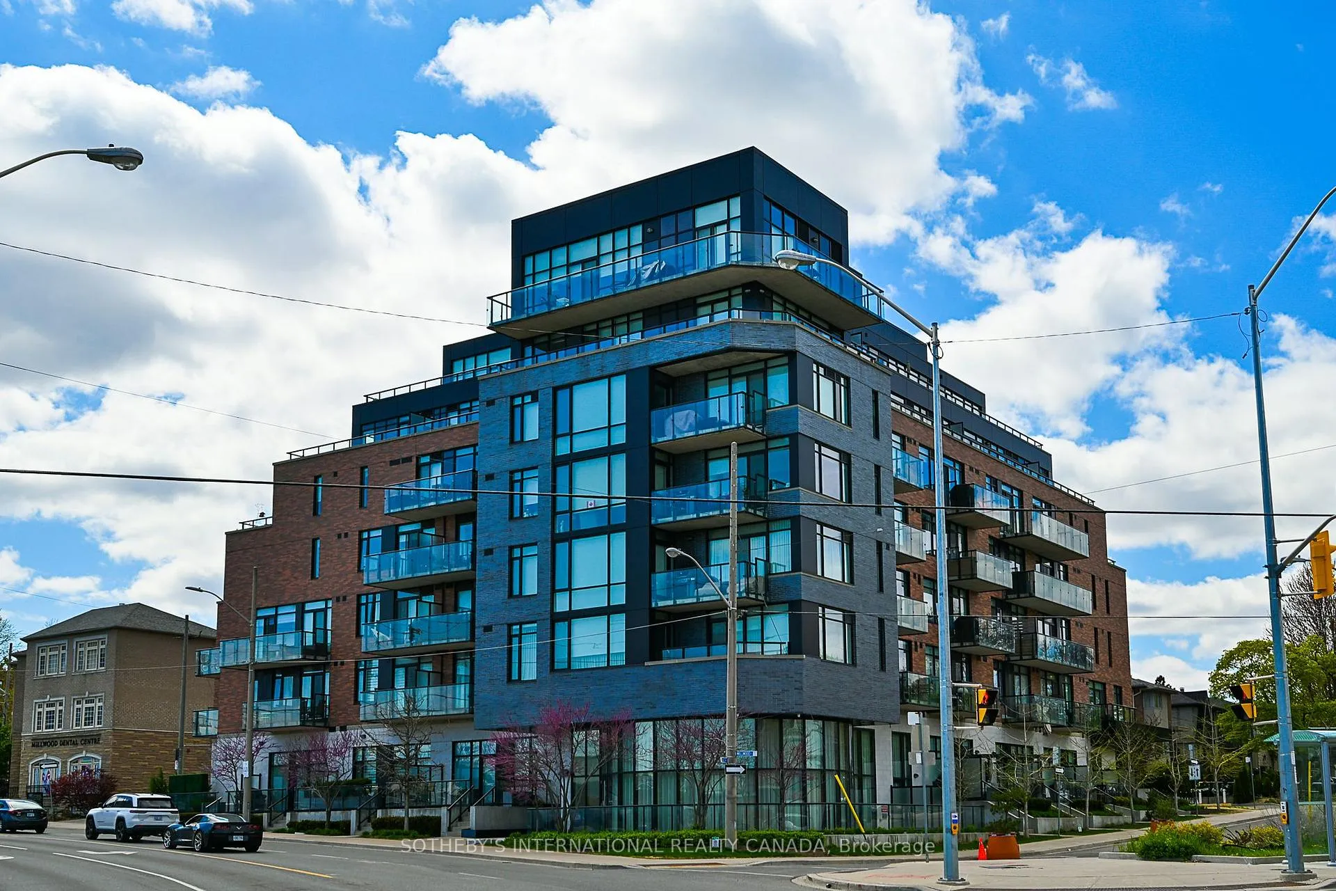Photo 3 of Unit 312, 25 Malcolm Road, Toronto, Leaside — HOMEH