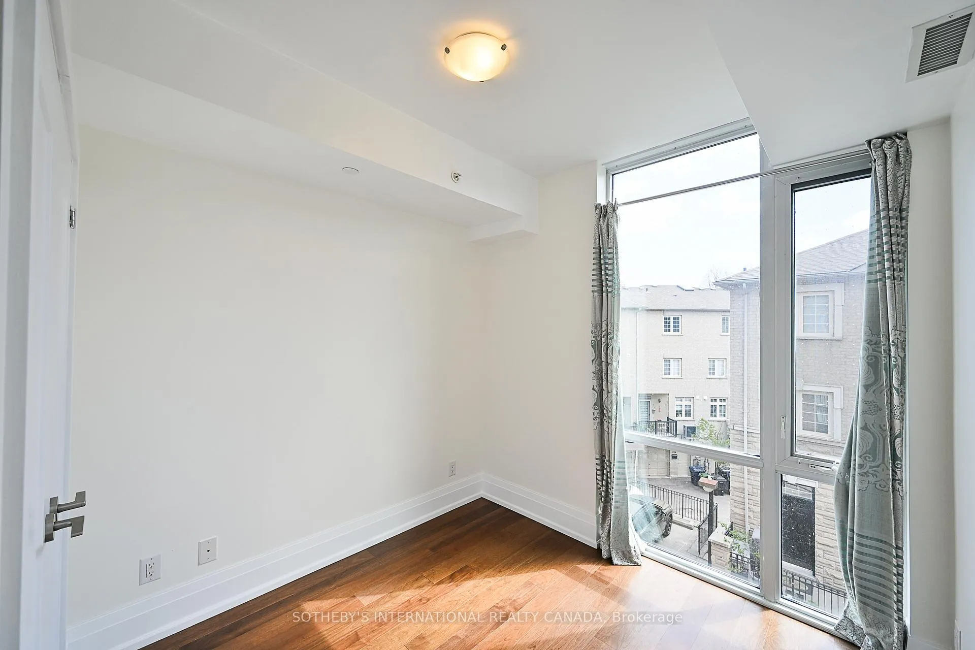 Photo 19 of Unit 312, 25 Malcolm Road, Toronto, Leaside — HOMEH