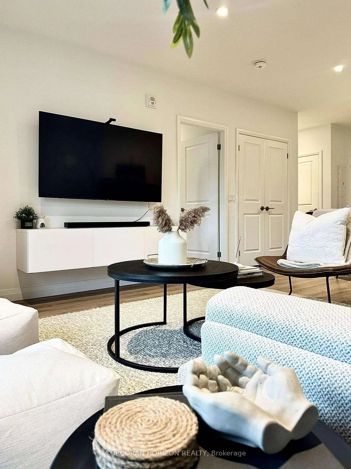 Photo 5 of Unit 513, 525 New Dundee Road, Kitchener — HOMEH