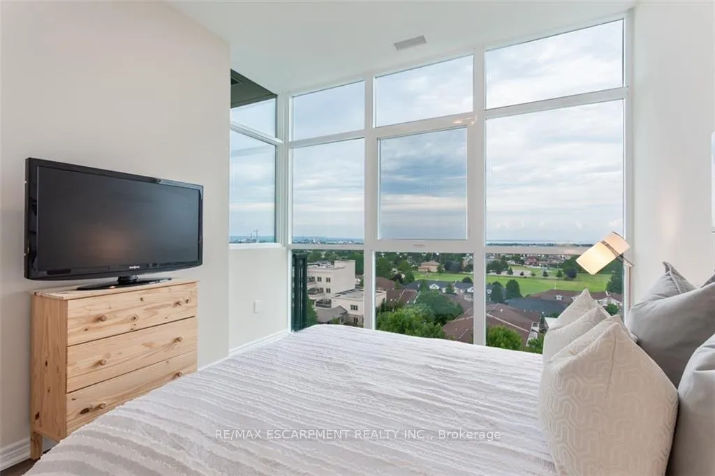 Photo 16 of Unit 802, 2750 King Street E, Hamilton, Corman — HOMEH