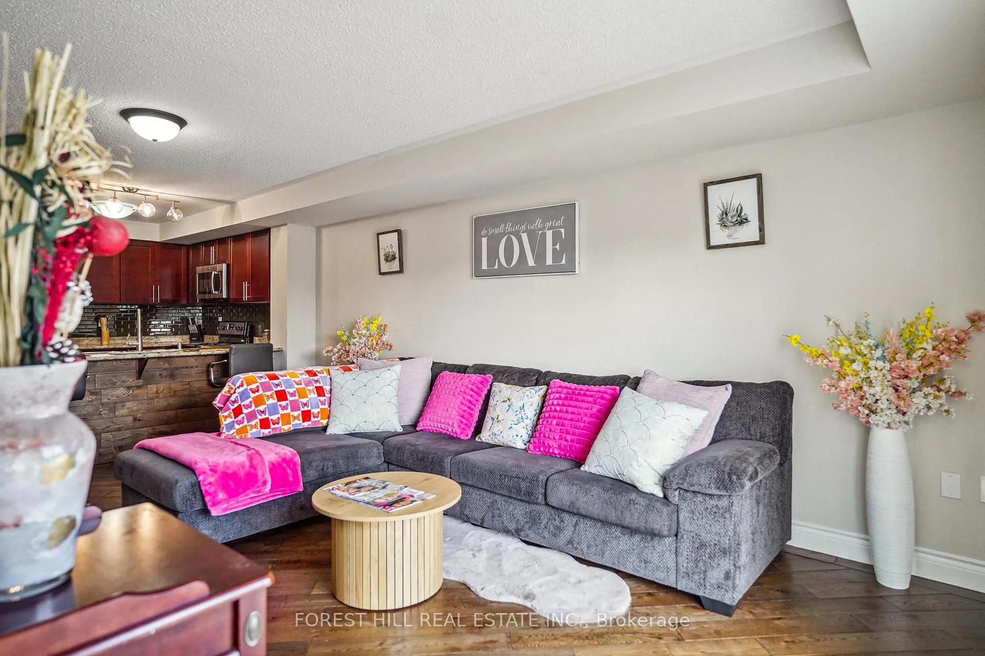 Photo 5 of Unit 60, 182 Kingston Road W, Ajax, Central — HOMEH