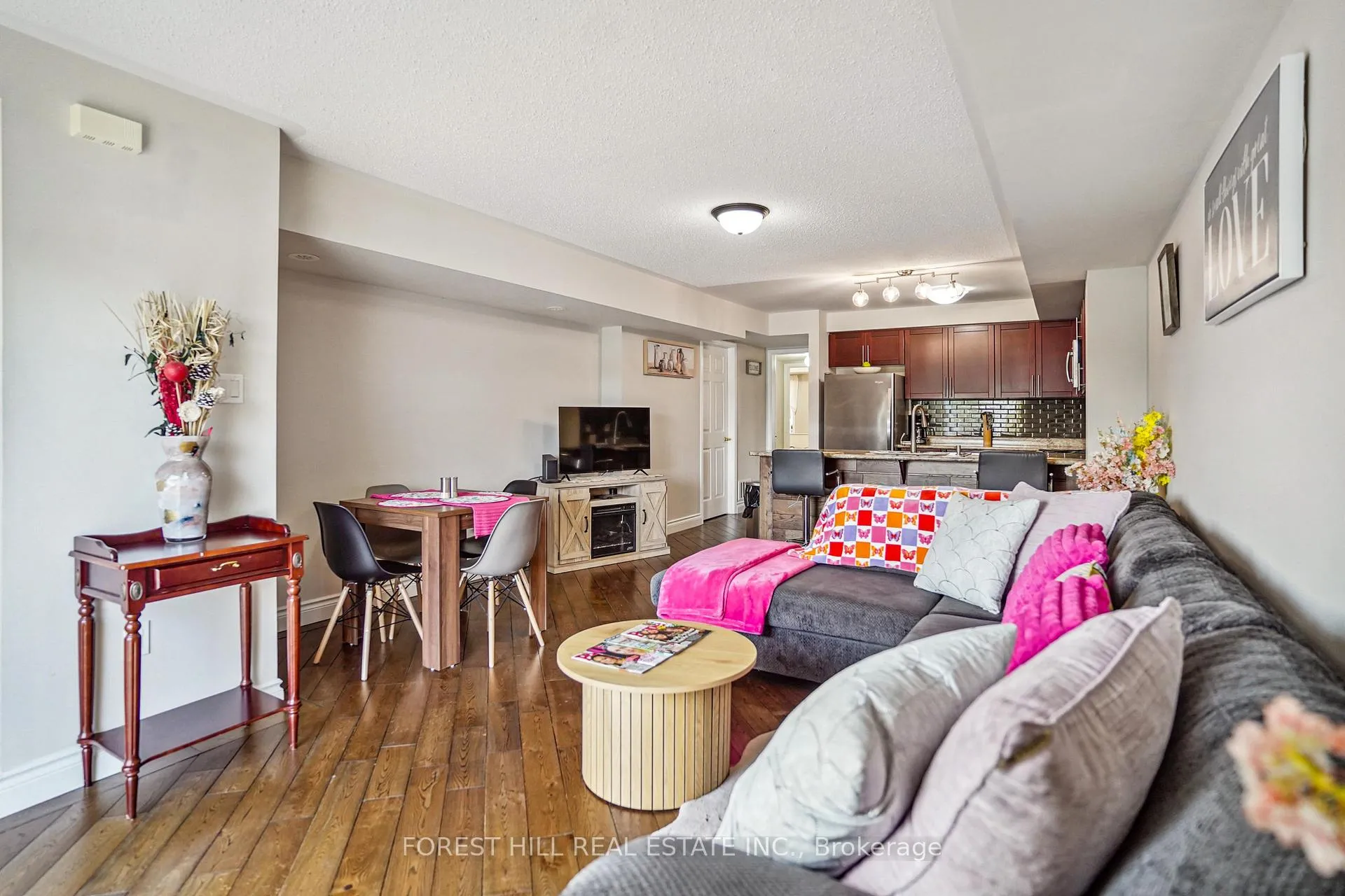 Photo 6 of Unit 60, 182 Kingston Road W, Ajax, Central — HOMEH