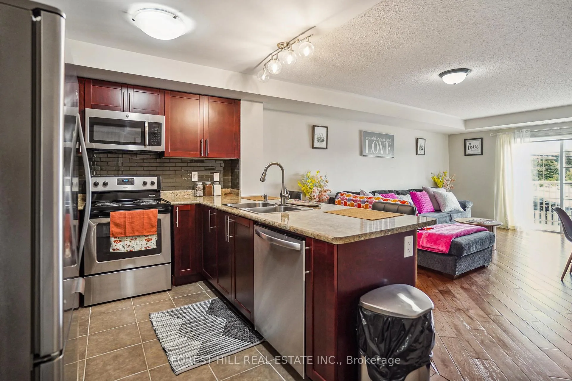 Photo 10 of Unit 60, 182 Kingston Road W, Ajax, Central — HOMEH